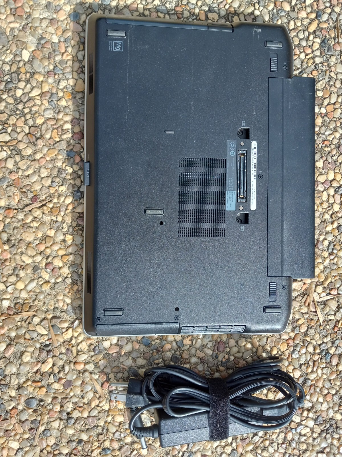 Dell Latitude E6330 13”Laptop – Intel Core i5-3340M 2.7GHz, 8GB Ram, 320GB, HDD