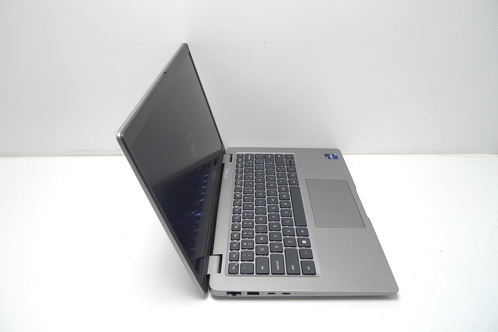 Dell Latitude 5440 | i5-1350P | 16GB RAM | 512GB NVMe | Linux | Cord | Read
