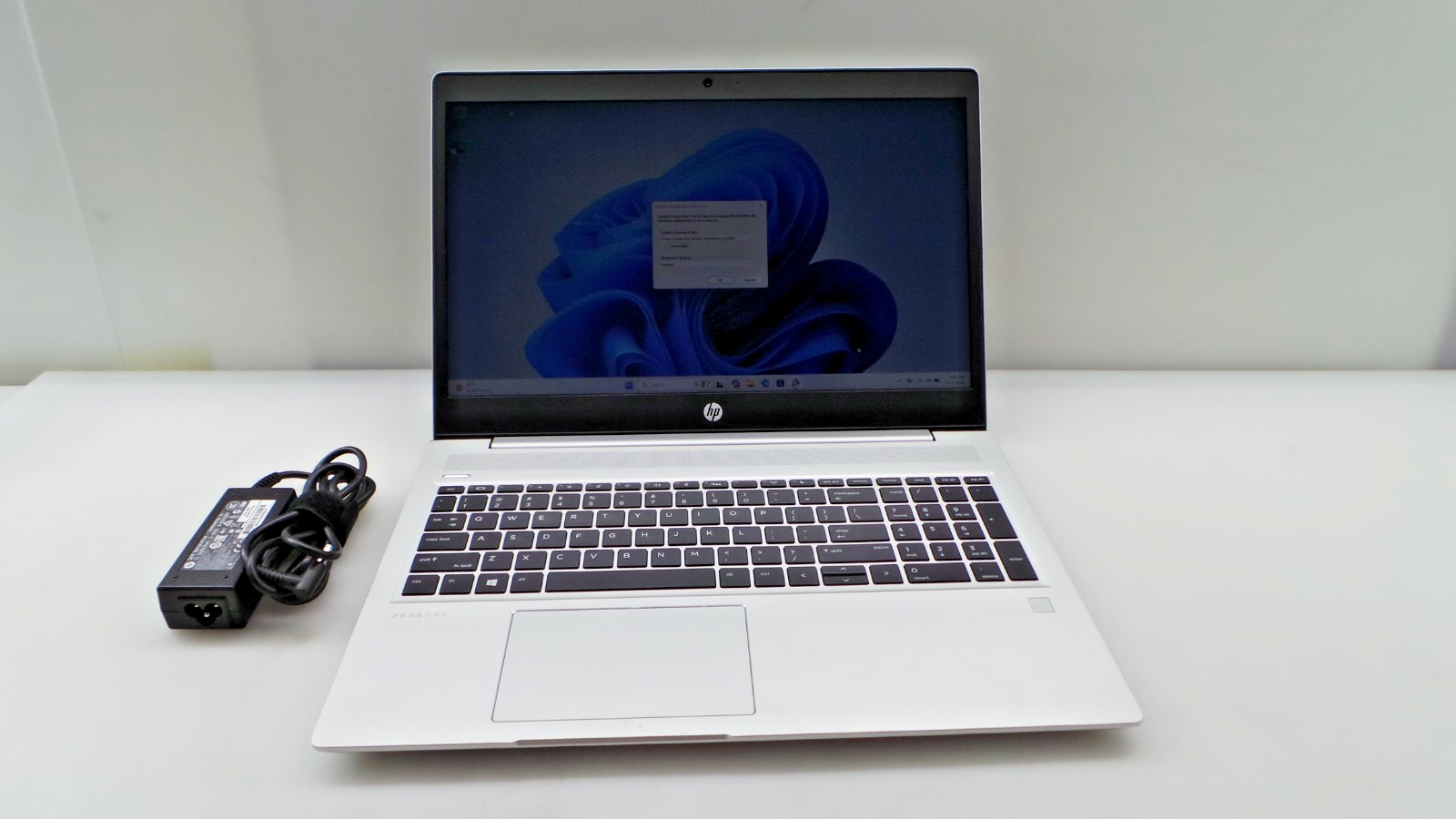 HP ProBook 455 G6 | 15.6″ | AMD Ryzen 5 2500U | 8GB RAM 256GB NVMe | WIN 11 PRO