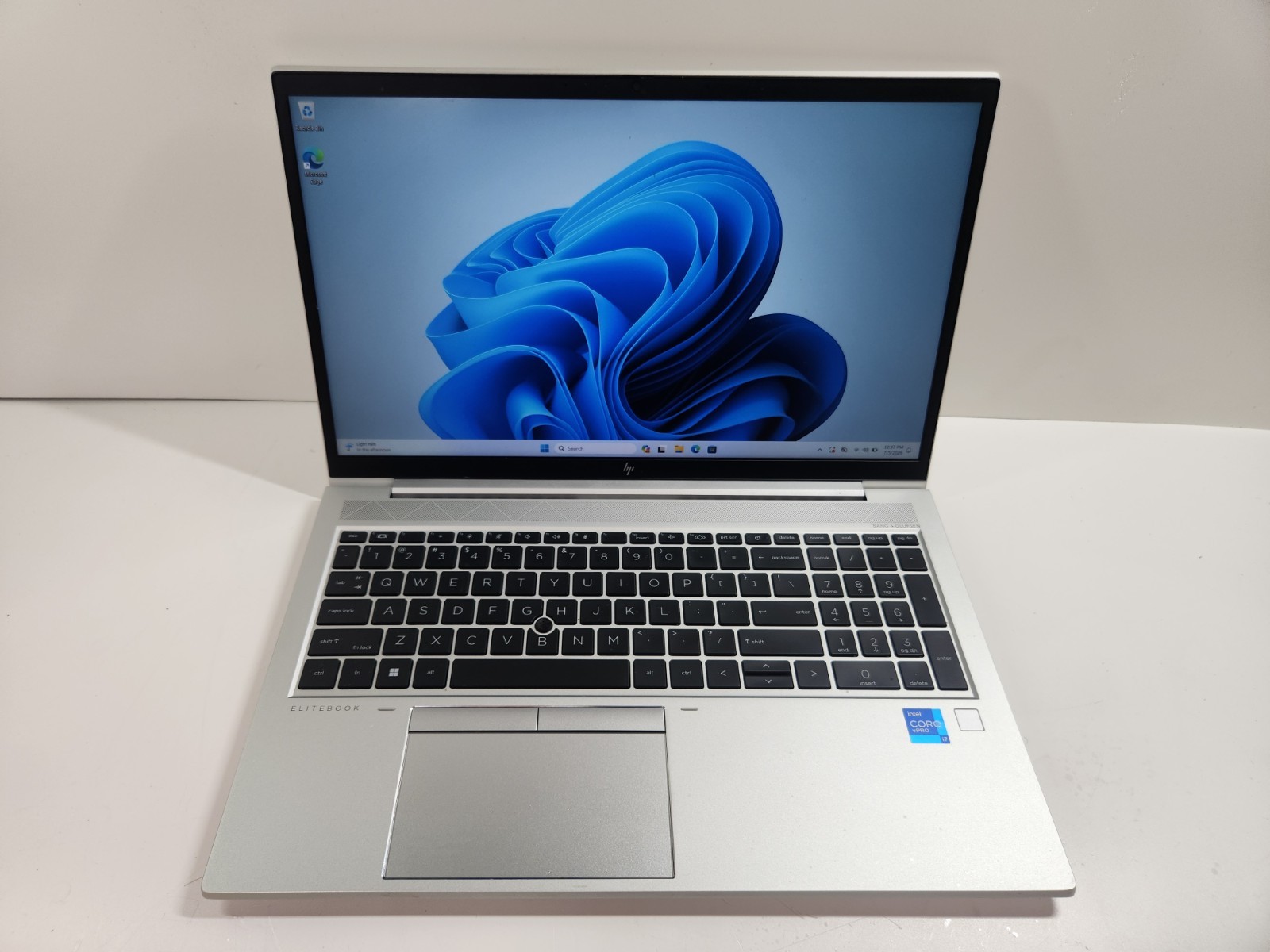 HP EliteBook 840 G8 i7-1185G7 16GB RAM 256GB SSD 17”