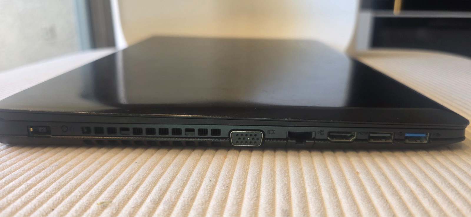 Lenovo Notebook Laptop G40-80 256 SSD 16gb RAM i3 processor