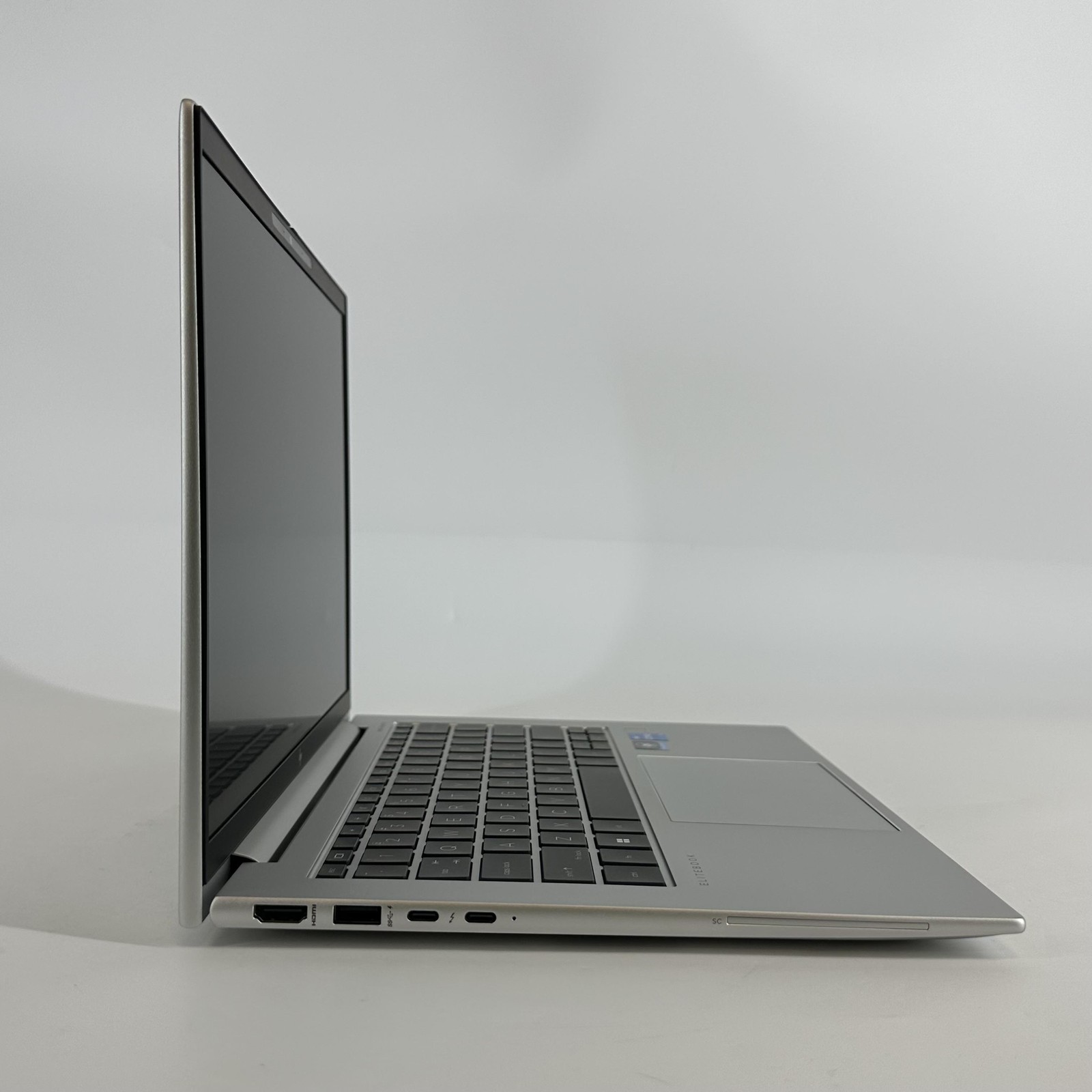 HP Elitebook 840 G10 14 Silver FHD+ 1.3 GHz i5-1335U 16GB 512GB SSD Excellent