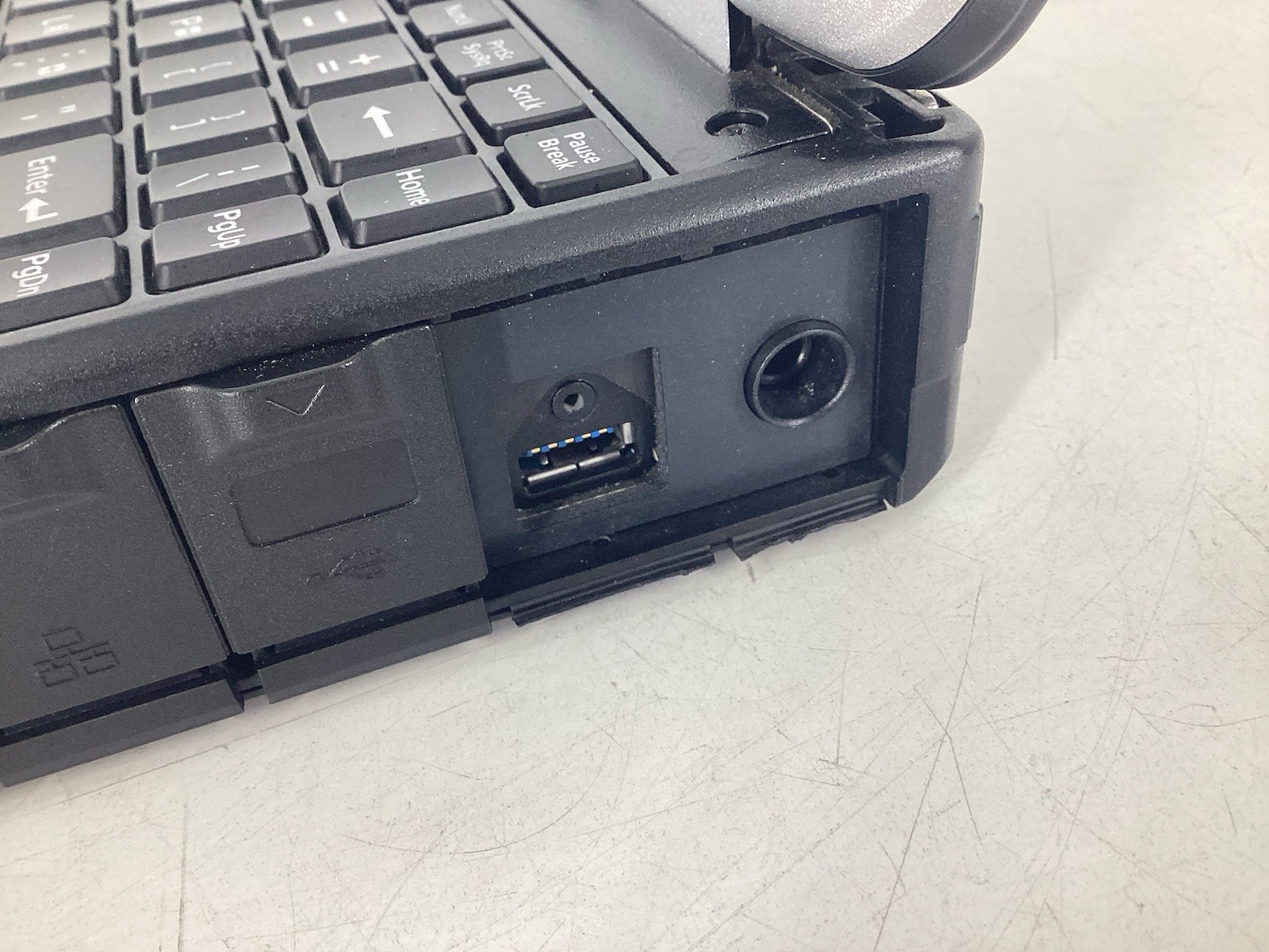 Lot of 3 Panasonic Toughbook CF-31-5 13.1″ (i5-5300U 2.3GHz, No SSD No OS) *Read