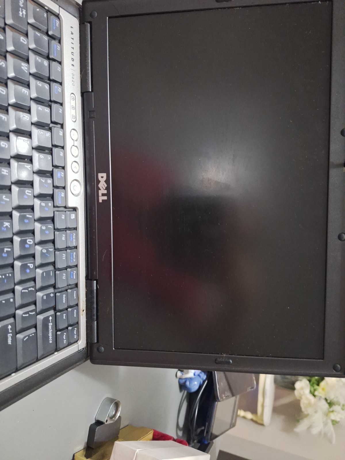 Dell Latitude 14in. (60GB, 1.83GHz, 1GB) Notebook/Laptop – Dark Gray – D620