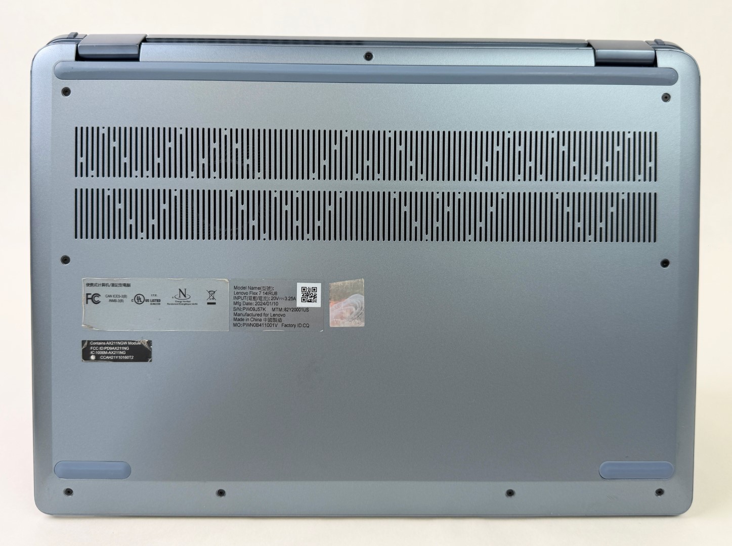 Lenovo Flex 7i 14″ 2240×1400 Touch i7-1355U 16GB 1TB SSD W11H – Dents