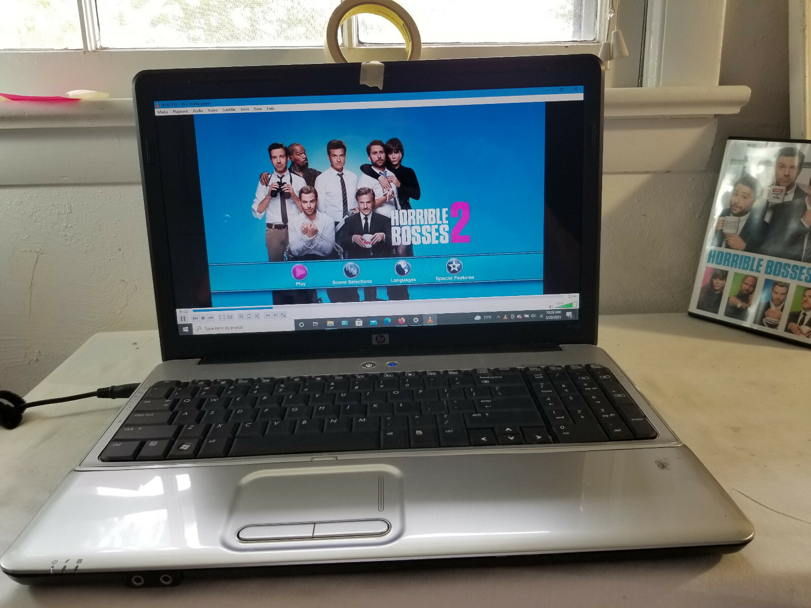 HP G60 4420M, Windows 10 Pro, 240 GB SSD, CPU Intel T9600 2.8 Ghz, RAM 4GB, VGA.