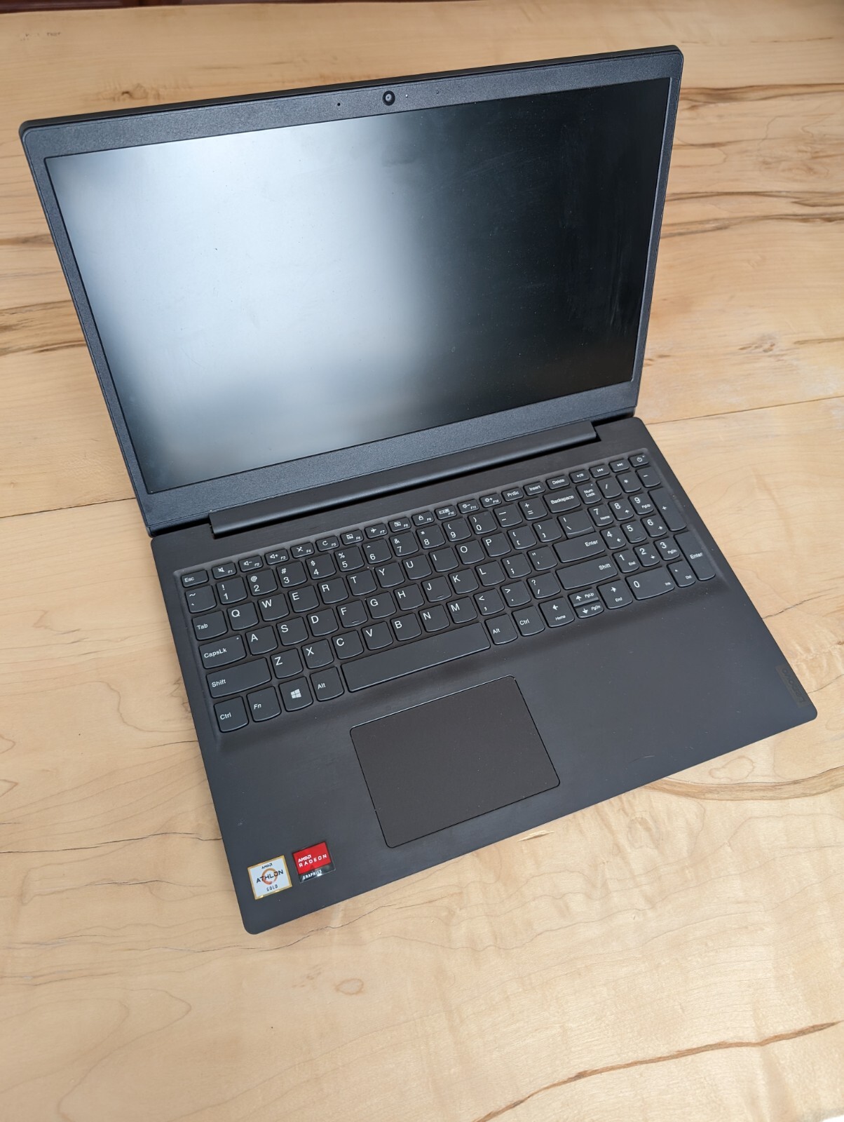 Lenovo 15.6″ Laptop 2.4 GHz AMD 3150U Dual-Core CPU, 8GB DDR4 RAM | 256 SSD