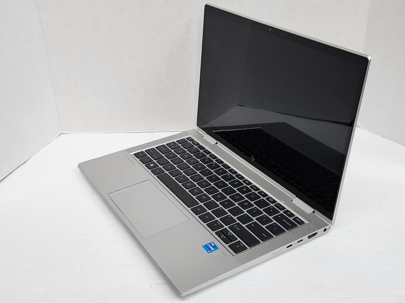 HP EliteBook x360 830 G8 i5-1135G7 16GB 256GB SSD Webcam Backlit FHD Touch Sp1