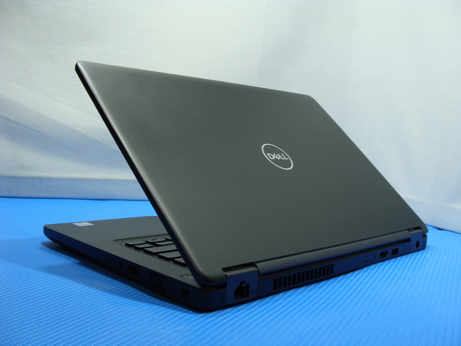 Dell Latitude 5490 14″ FHD Intel i5-8250U 1.6GHz 8GB 256GB SSD Win11Pro +Charger