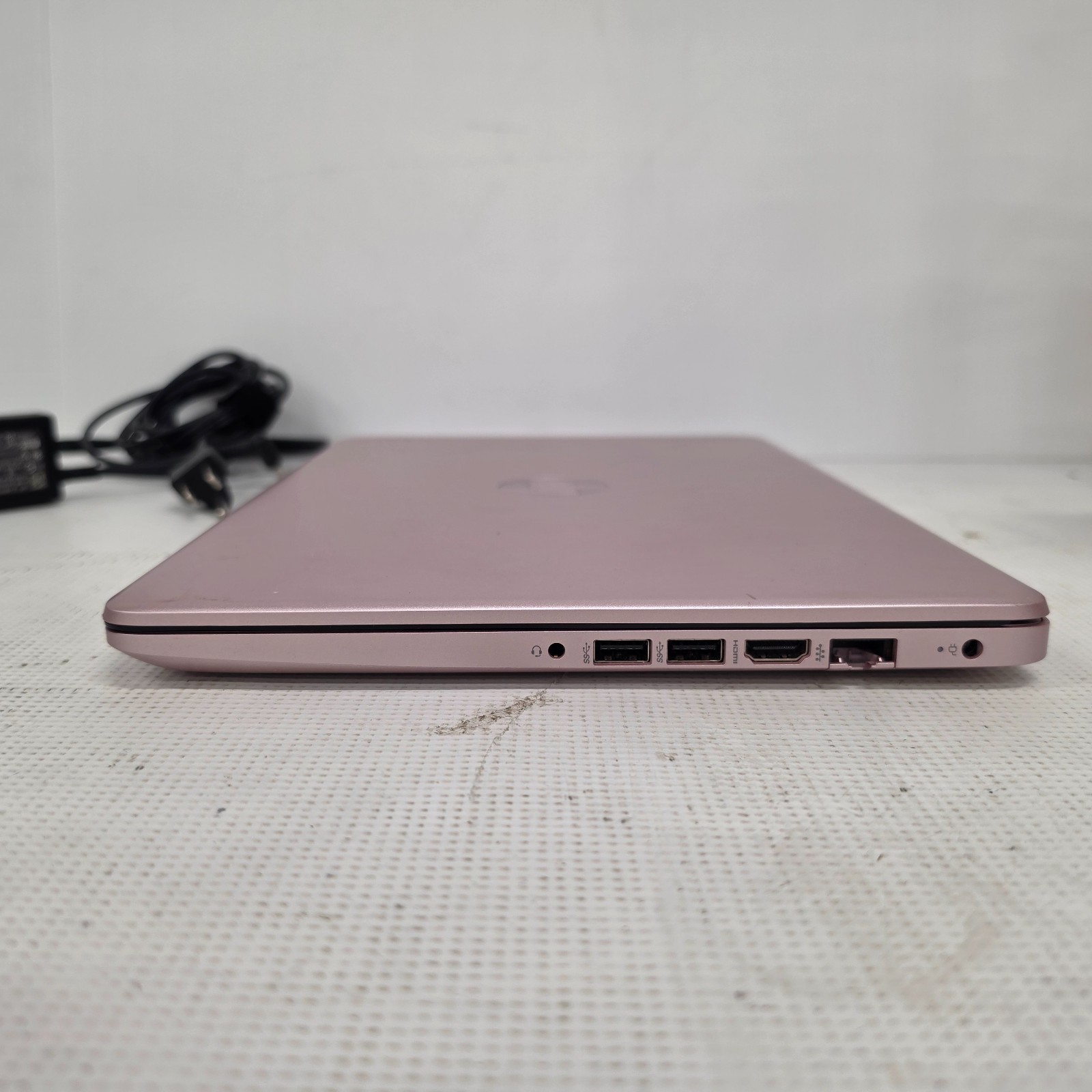 HP Laptop 14-CF2112WM 14.1″ Laptop W11H(s) Celeron N4120 1.1ghz 4GB Ram 64GB SSD