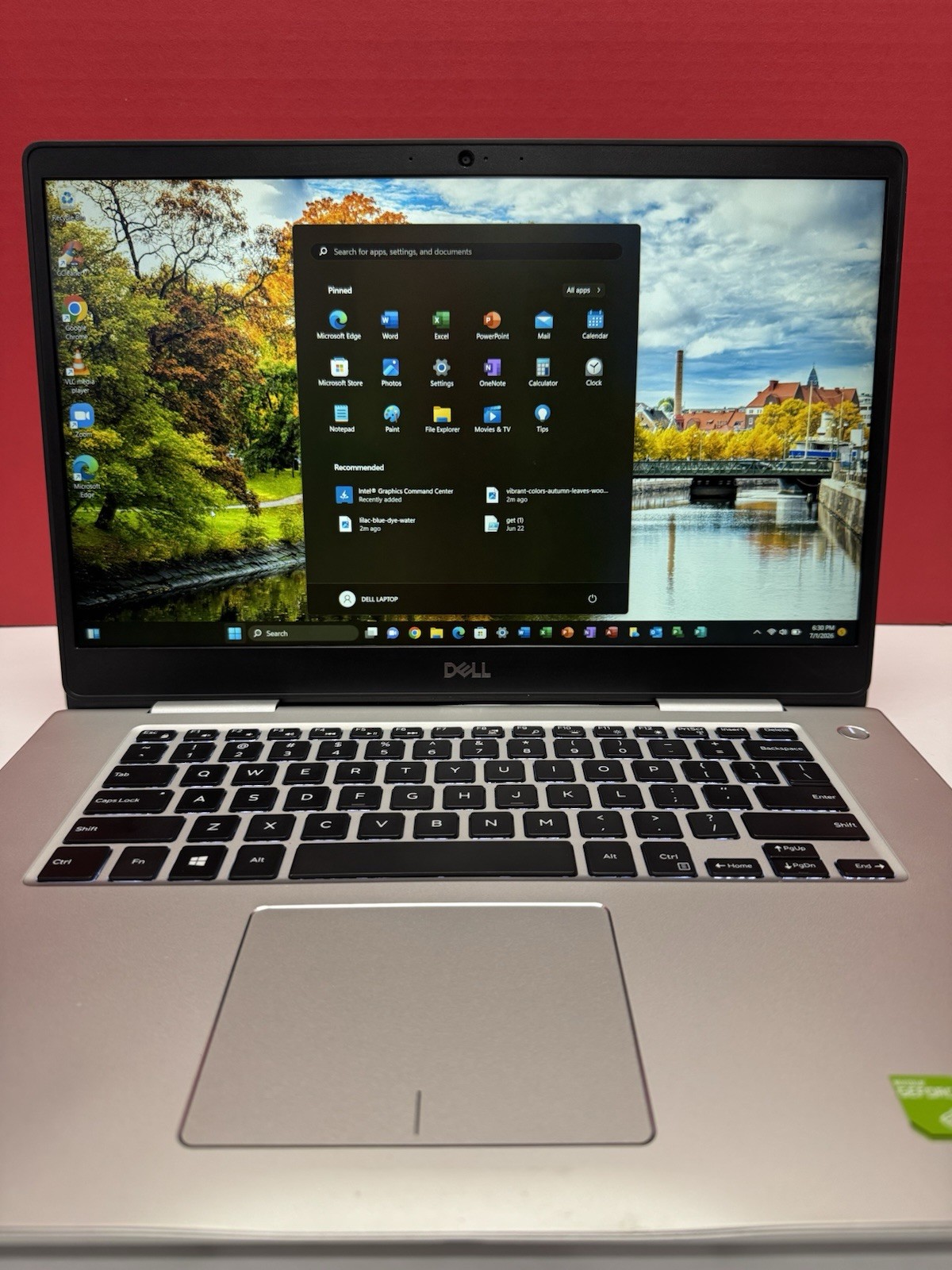 Dell inspiron 7580 i5 8265U 1.6GHz 16GB RAM 256GB SSD