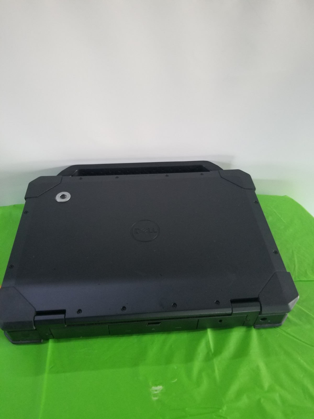Dell Latitude 5424 Rugged i7-8650U 1.9GHz 16GB 256GB SSD 14″ WIN 11 PRO