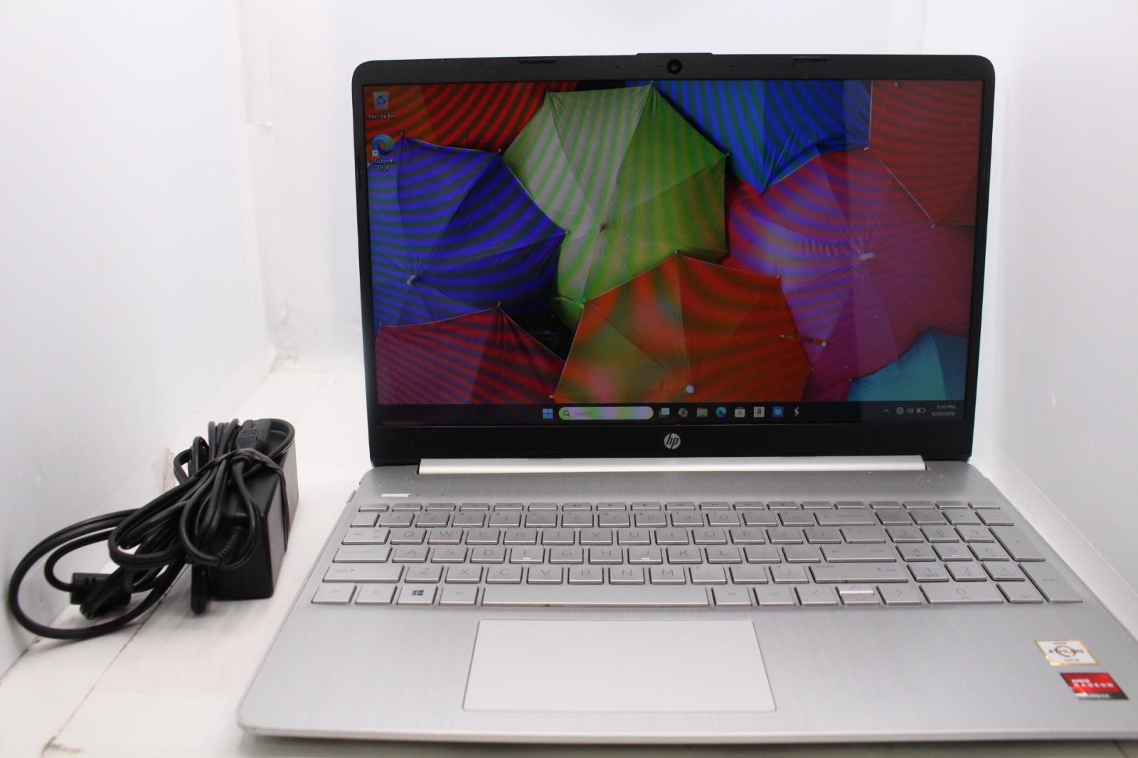 HP 15-ef1038nr 15.6″ Laptop Athlon Gold 3150U 4GB RAM 256GB SSD Win 11