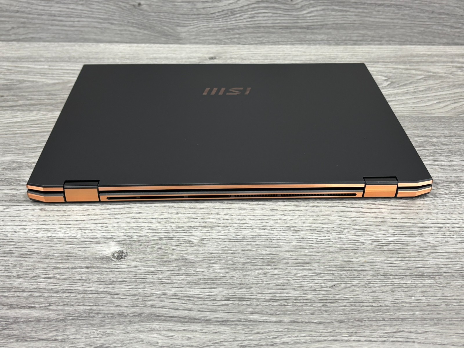 MSI Summit E13 Flip Evo A13MT 13.4″ FHD Touch i7-1360P 16GB 1TB W11H 2in1 Laptop