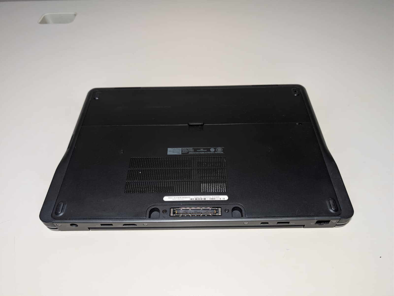 Dell Latitude E7440 | i7 4th Gen 8GB RAM 256GB SSD | Win 11 Pro Excellent Batt