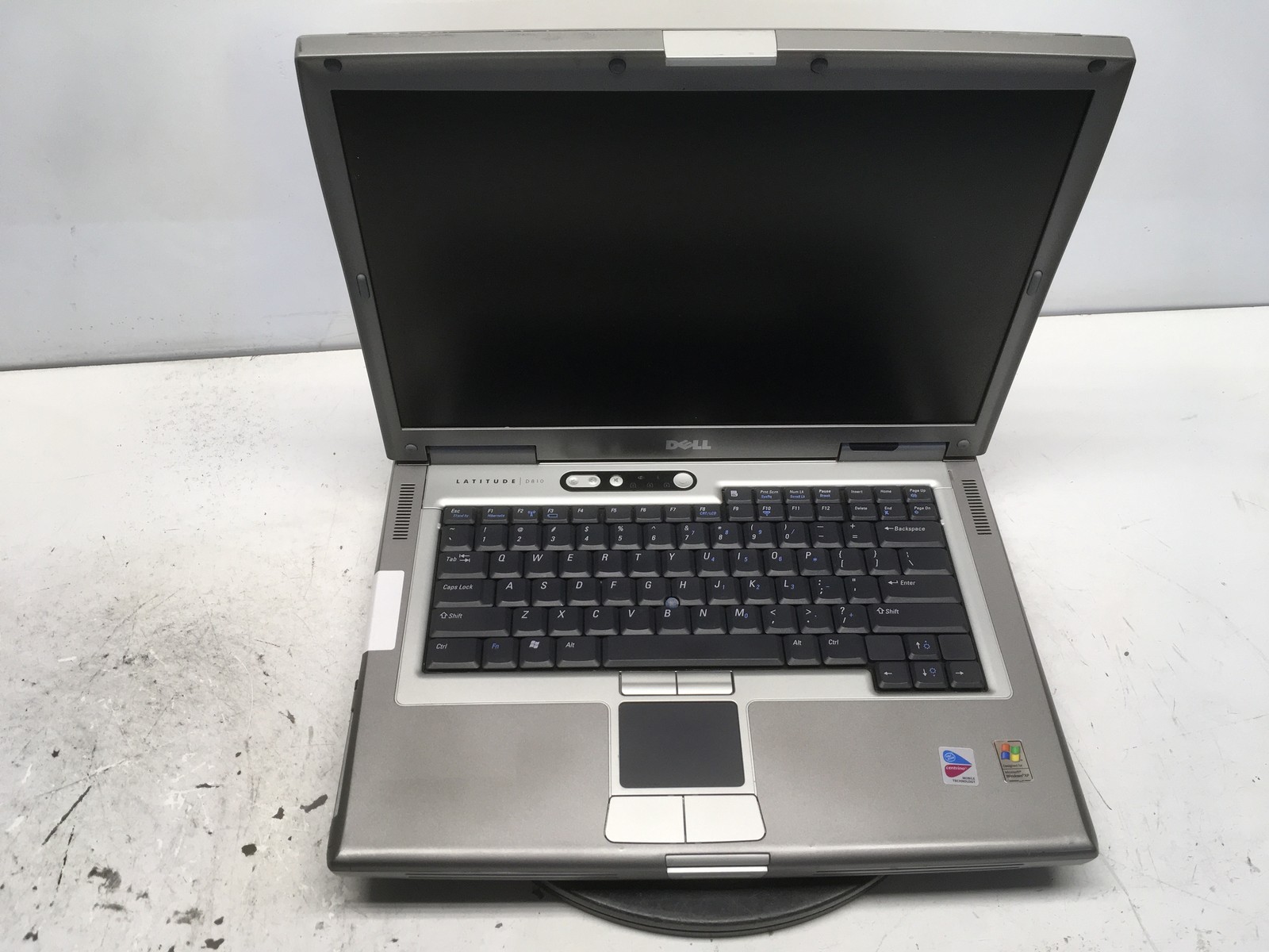Dell Latitude D810 Intel Pentium M 06D8 1.86GHz 512 MB NO HDD No Batt