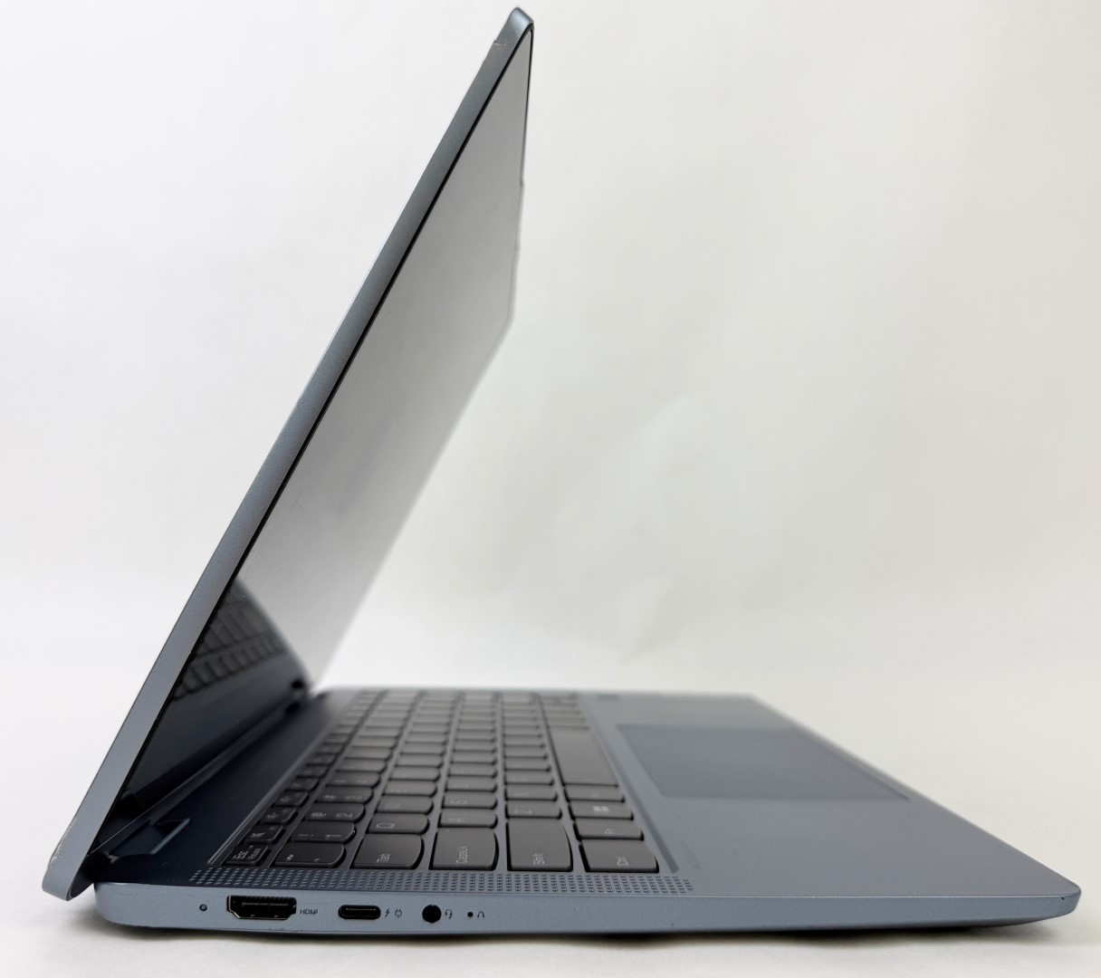 Lenovo Flex 7i 14″ 2240×1400 Touch i7-1355U 16GB 1TB SSD W11H – Dents