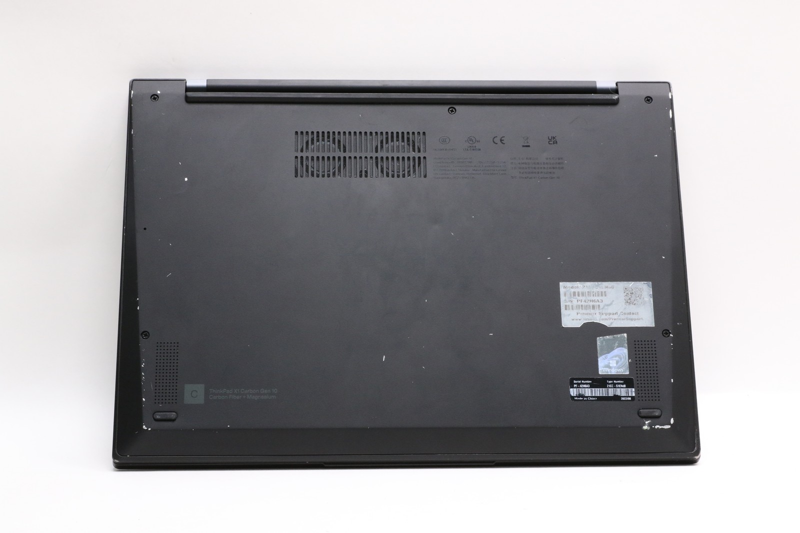 14″ UHD+ Lenovo Thinkpad X1 Carbon Gen 10, i7-1270P, 32GB, 512GB SSD