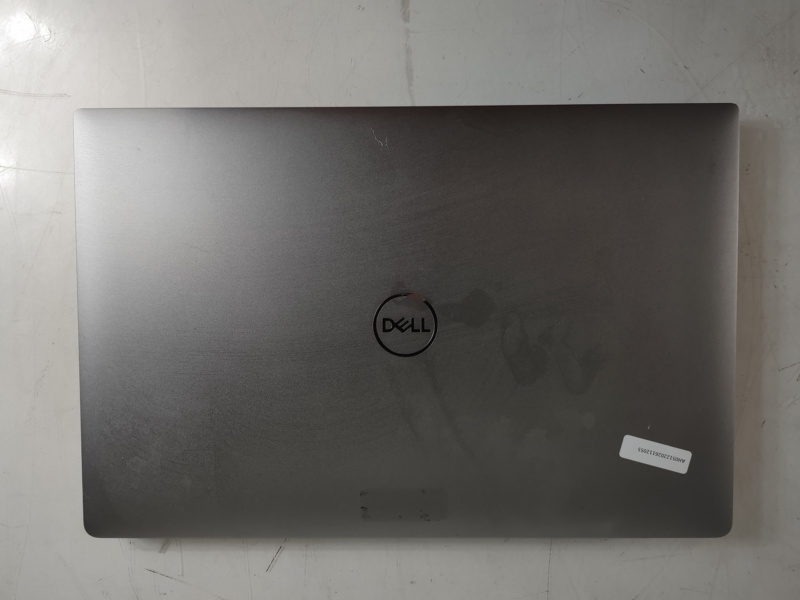 Dell Precision 5540 Core i7-9850U 2.60 GHz 16 GB DDR4 No HDD