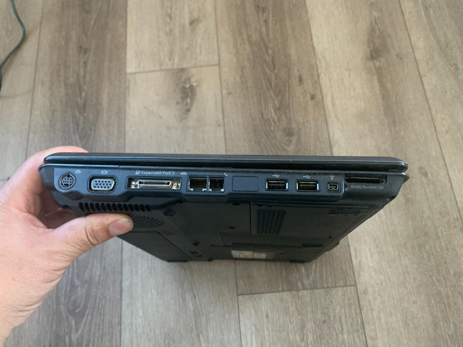 Compaq Presario V6000 15.4″ Intel Core Duo T2450 2.00Ghz 2GB RAM 120GB HDD Win 7