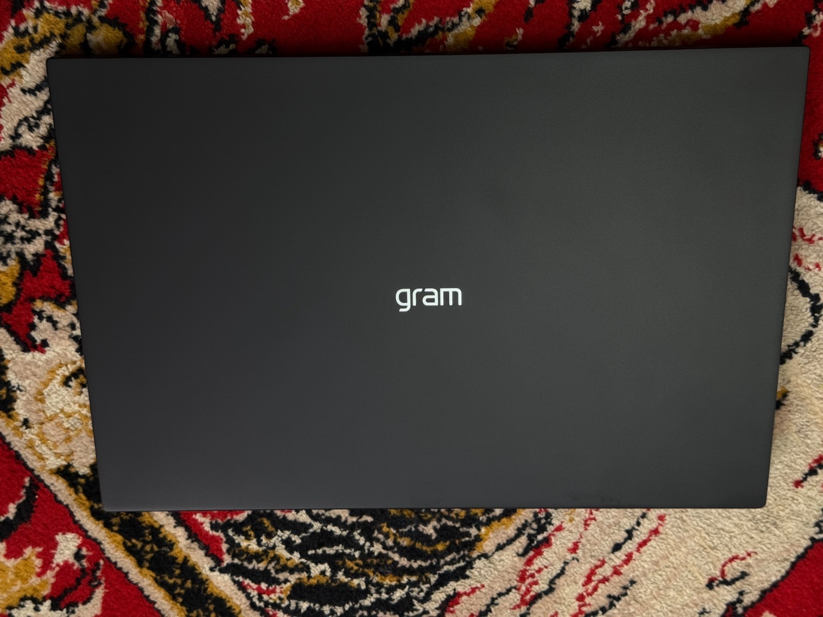 LG gram 16″ 16Z90TL-G.AUB5U1, Intel Core Ultra7 256V, 16GB RAM, 2TB SSD, GRADE A