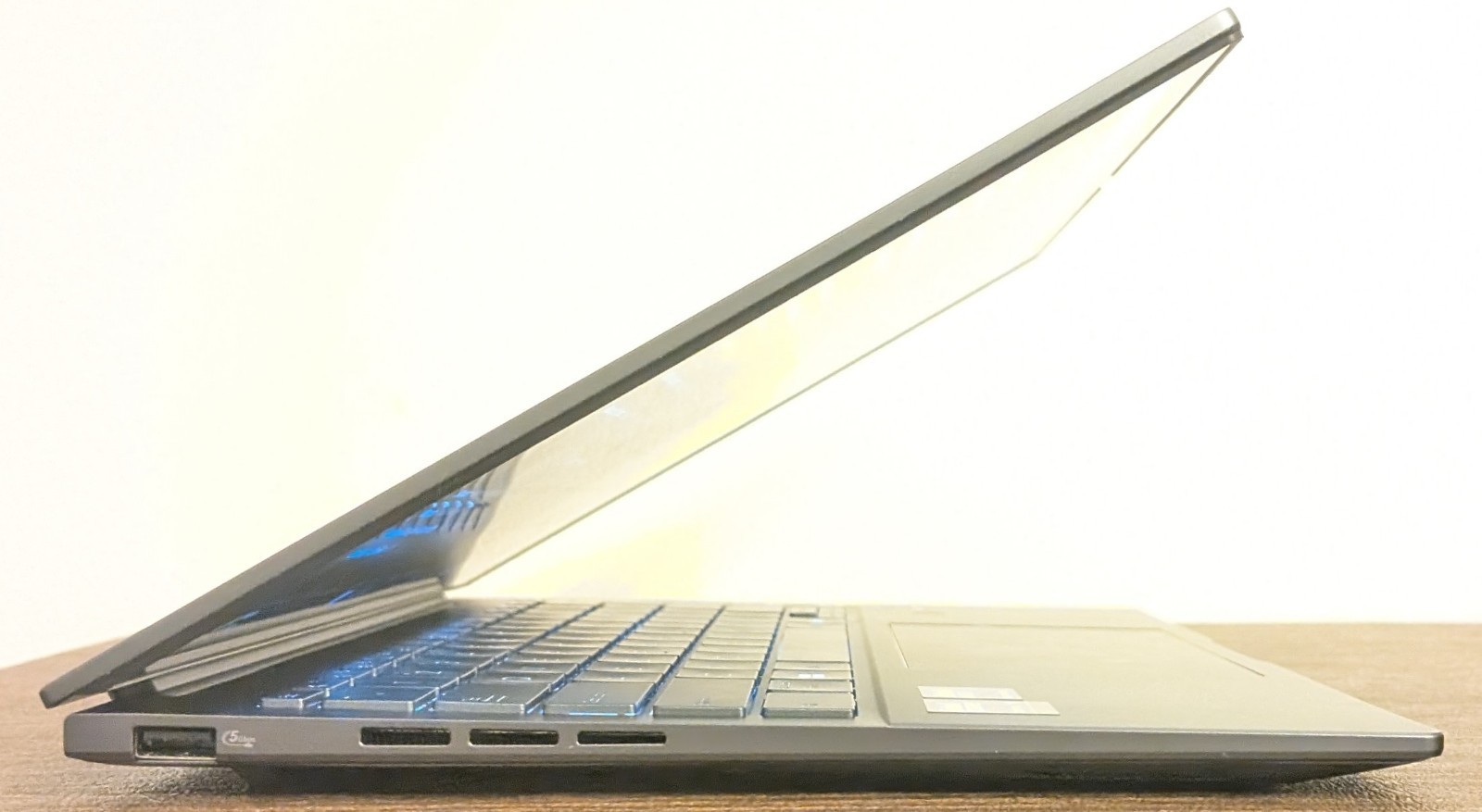 ASUS Zenbook 14 FHD+ OLED Touch (Core Ultra 9 285H, 32GB RAM, 1TB SSD) Laptop