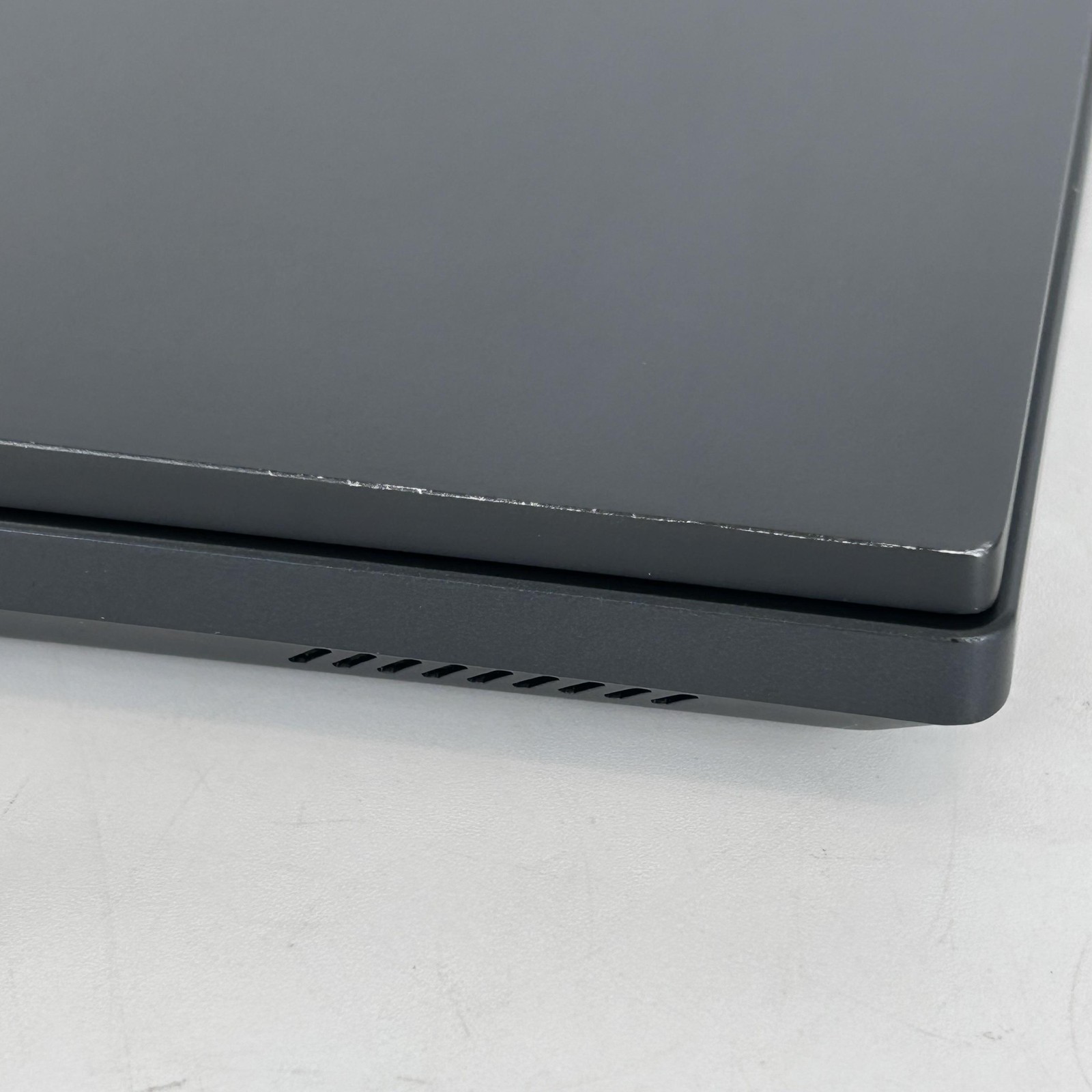 Lenovo Legion Pro 7i Gen 8 16 240Hz QHD+ 2.2GHz i9-13900HX 32GB 1TB SSD RTX 4080