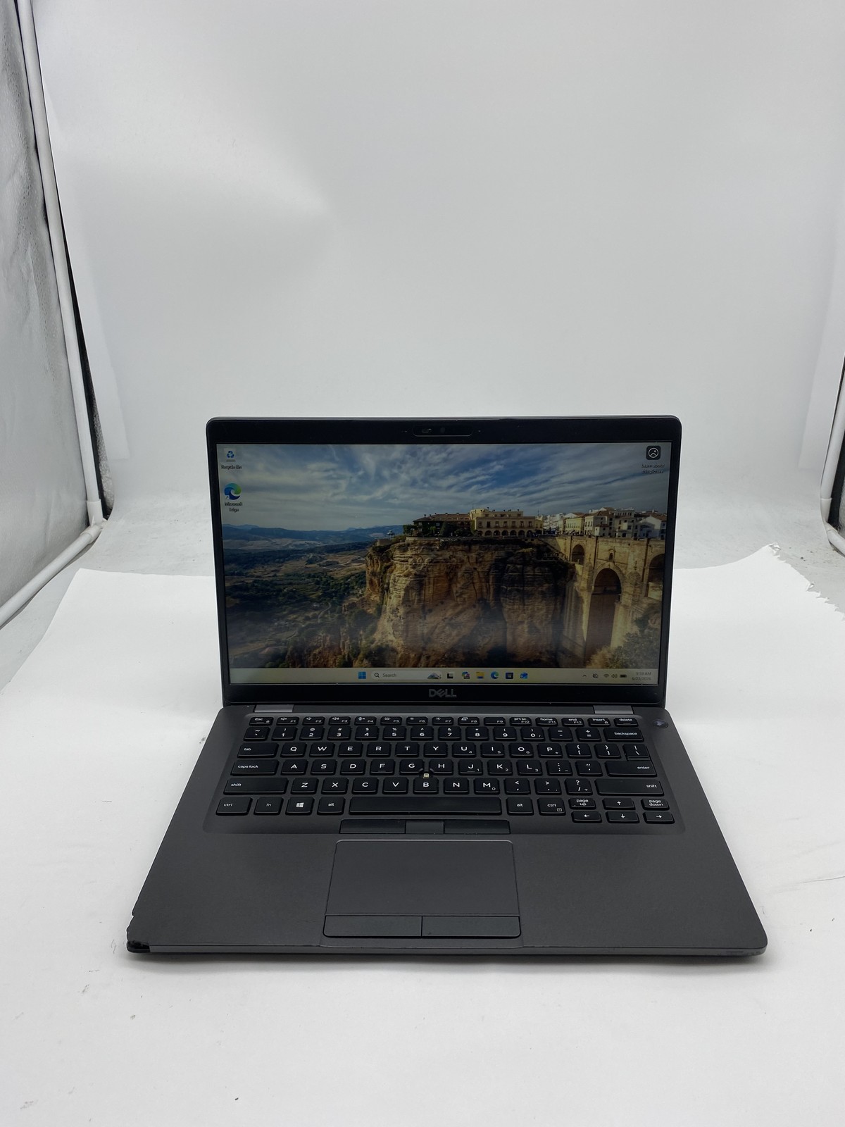 Dell Latitude 5400 Laptop Core i5 8365U 1.6GHz 16GB RAM 256GB SSD Windows 11 Pro