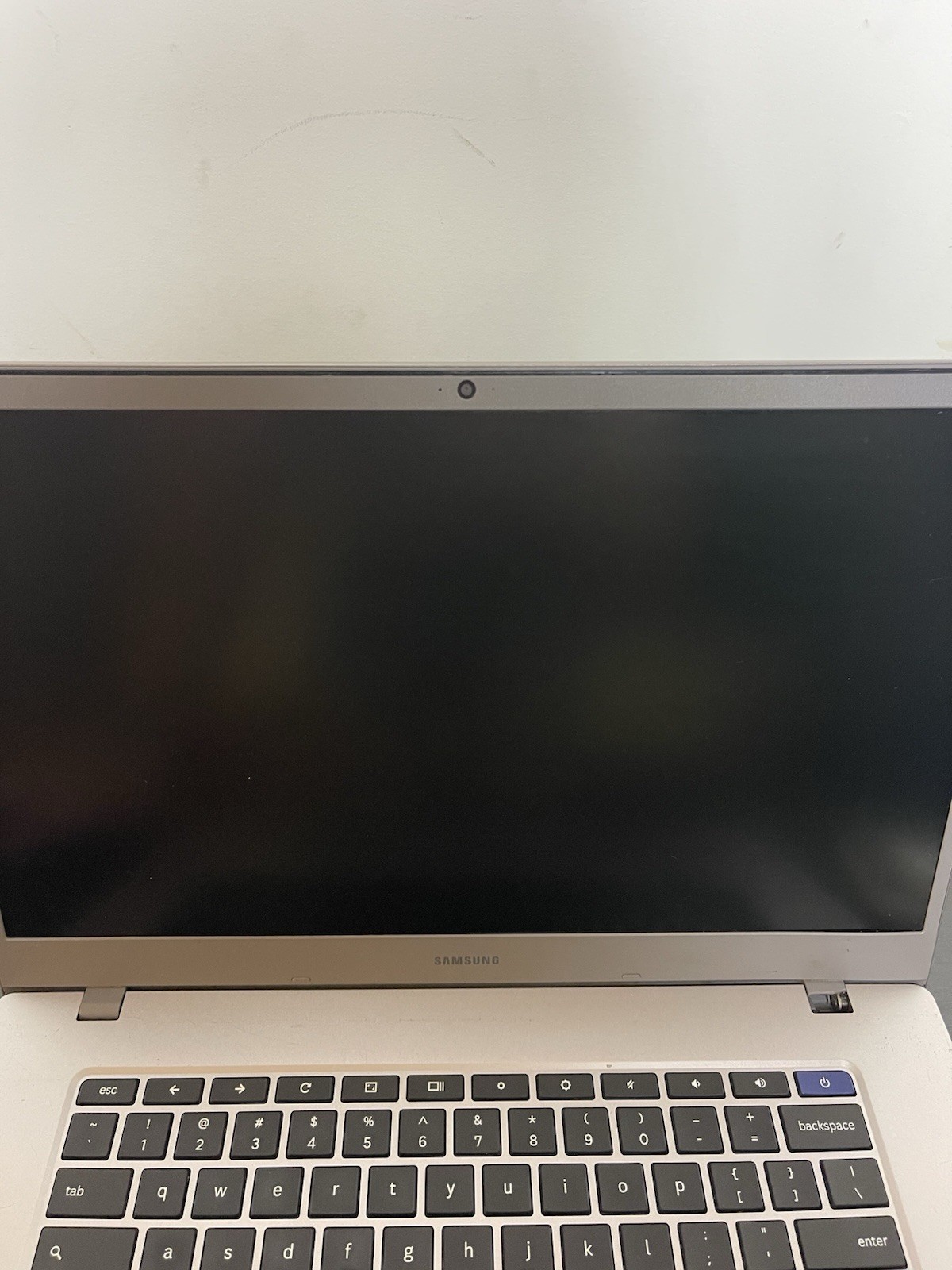 Samsung Chromebook 4+ XE350XBA 15.6″ Celeron N4000 1.1GHz 4GB 32GB eMMC