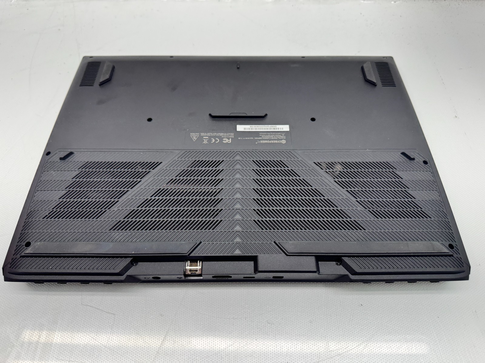 Cyberpower Tracer VI GM6PQ0Q Intel i9-12900HX 32G 1TB RTX 4060 Win11 NoAC *READ*