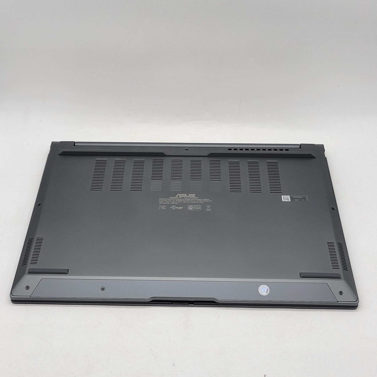 Asus Zenbook 14 UX3405C 14″ Core Ultra 7 255H 2.0GHz 16GB RAM 512GB SSD