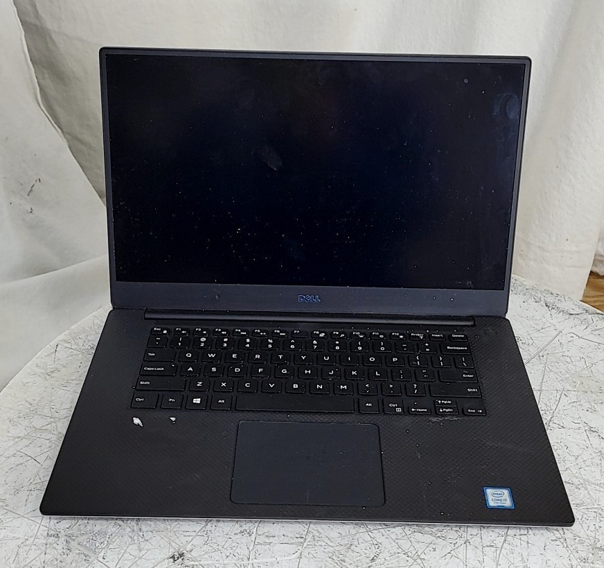 Dell Precision 5520 15.6″ Touch Laptop i7-7820HQ 2.9Ghz 8GB 512GB SEE NOTES