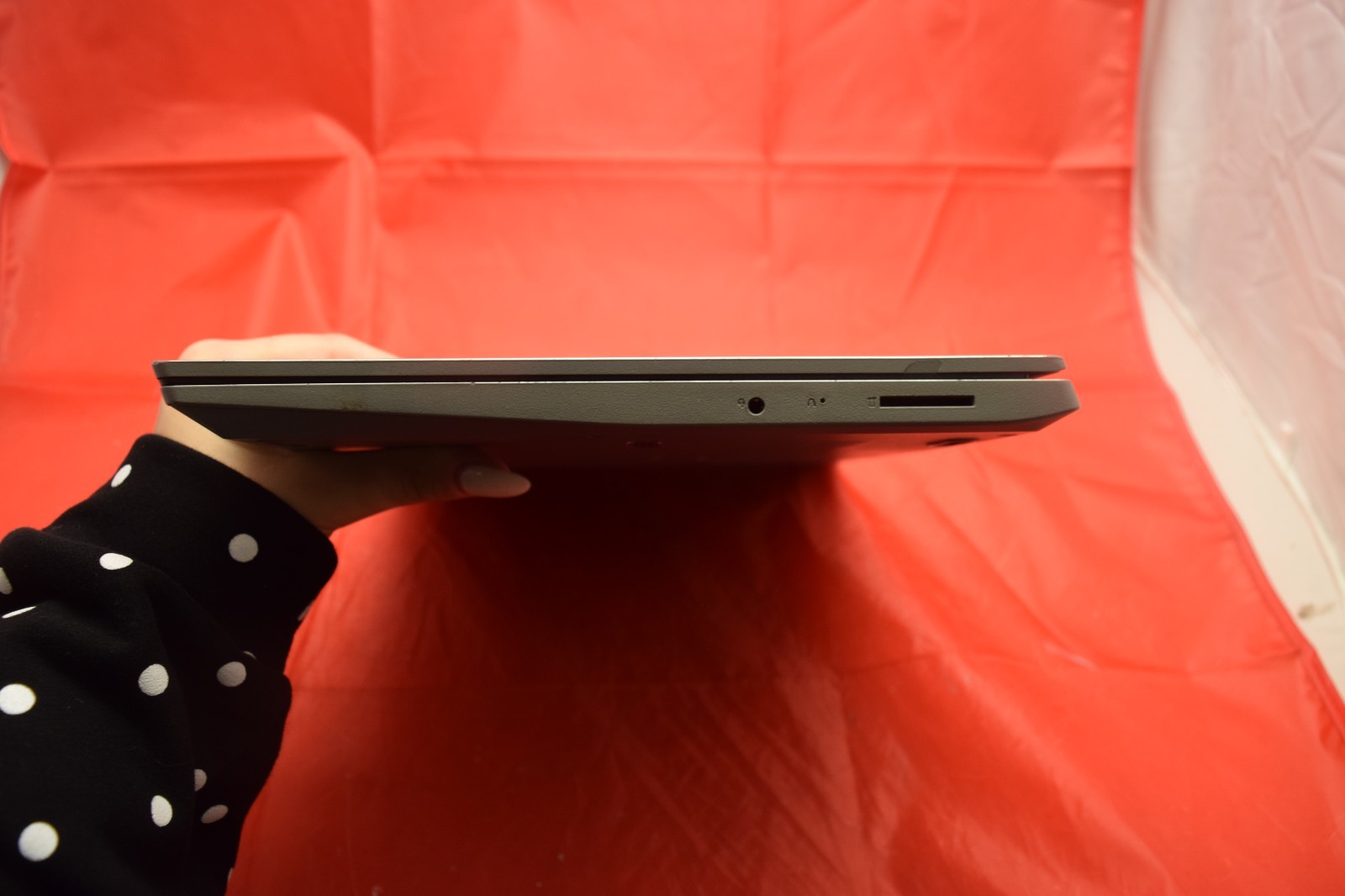 Lenovo IdeaPad 3 14IL05 14″ i5-1035G1 1.0GHz 12GB RAM 512GB SSD