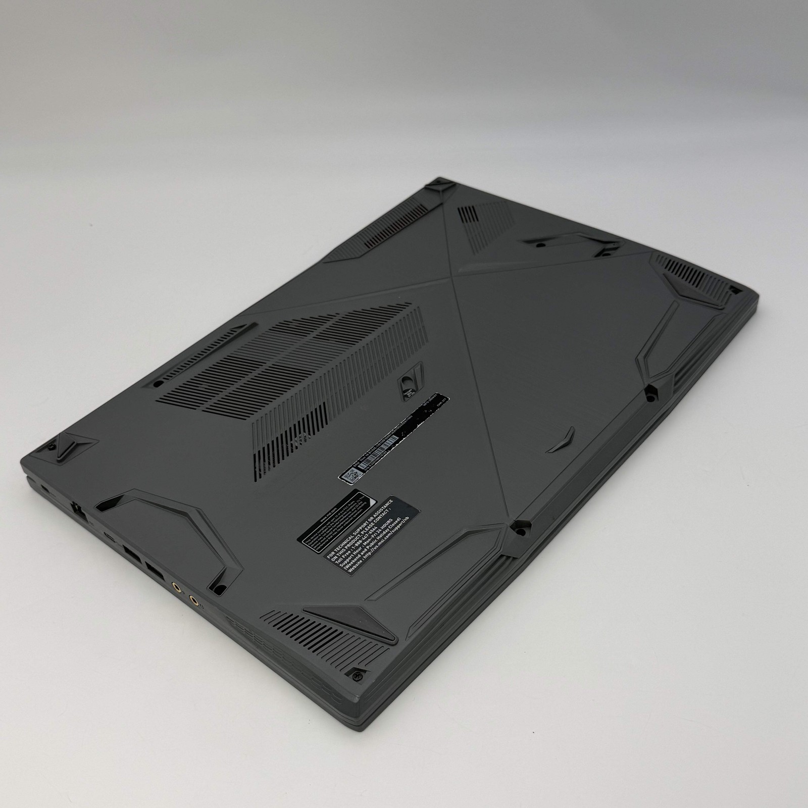 MSI Thin 15 B13VE 15-inch Laptop Core i5 13th Gen RTX 4050 16GB RAM 500GB SSD