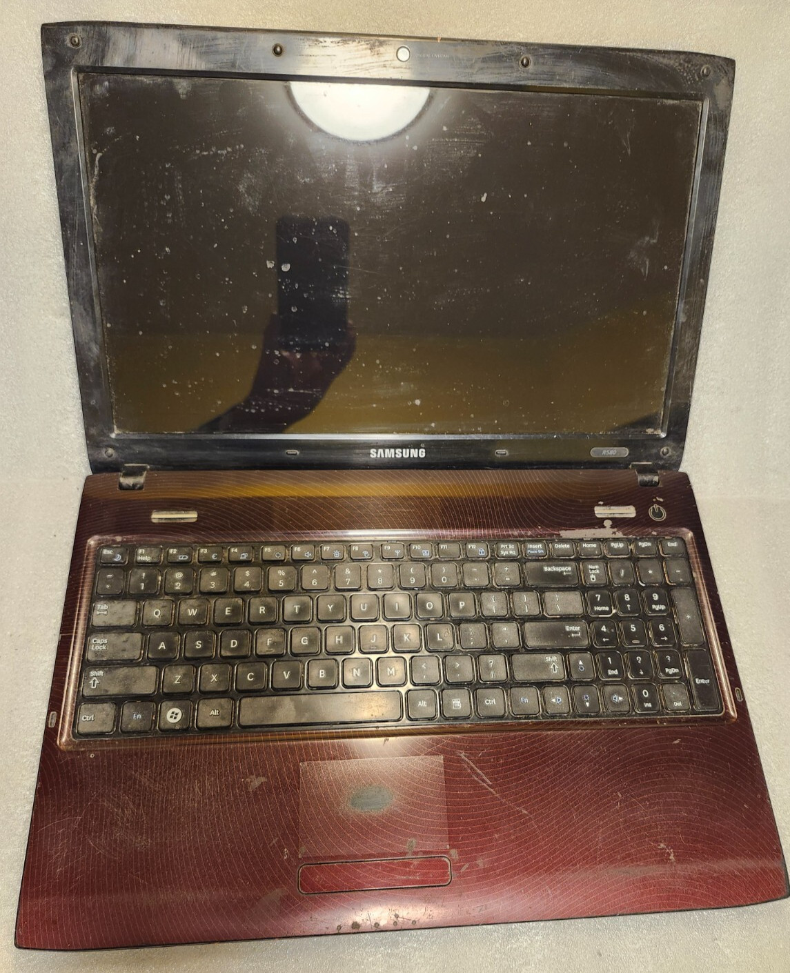 Samsung NP-R480L Intel Core i3-M330 2.13GHz 8GB RAM NO HDD/Adapter SEE DESC.