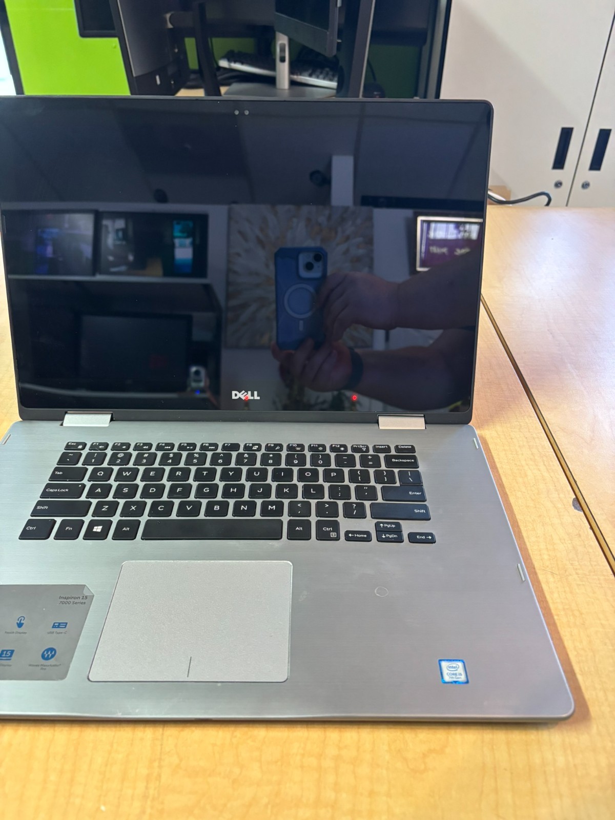 Dell Inspiron 15-7579