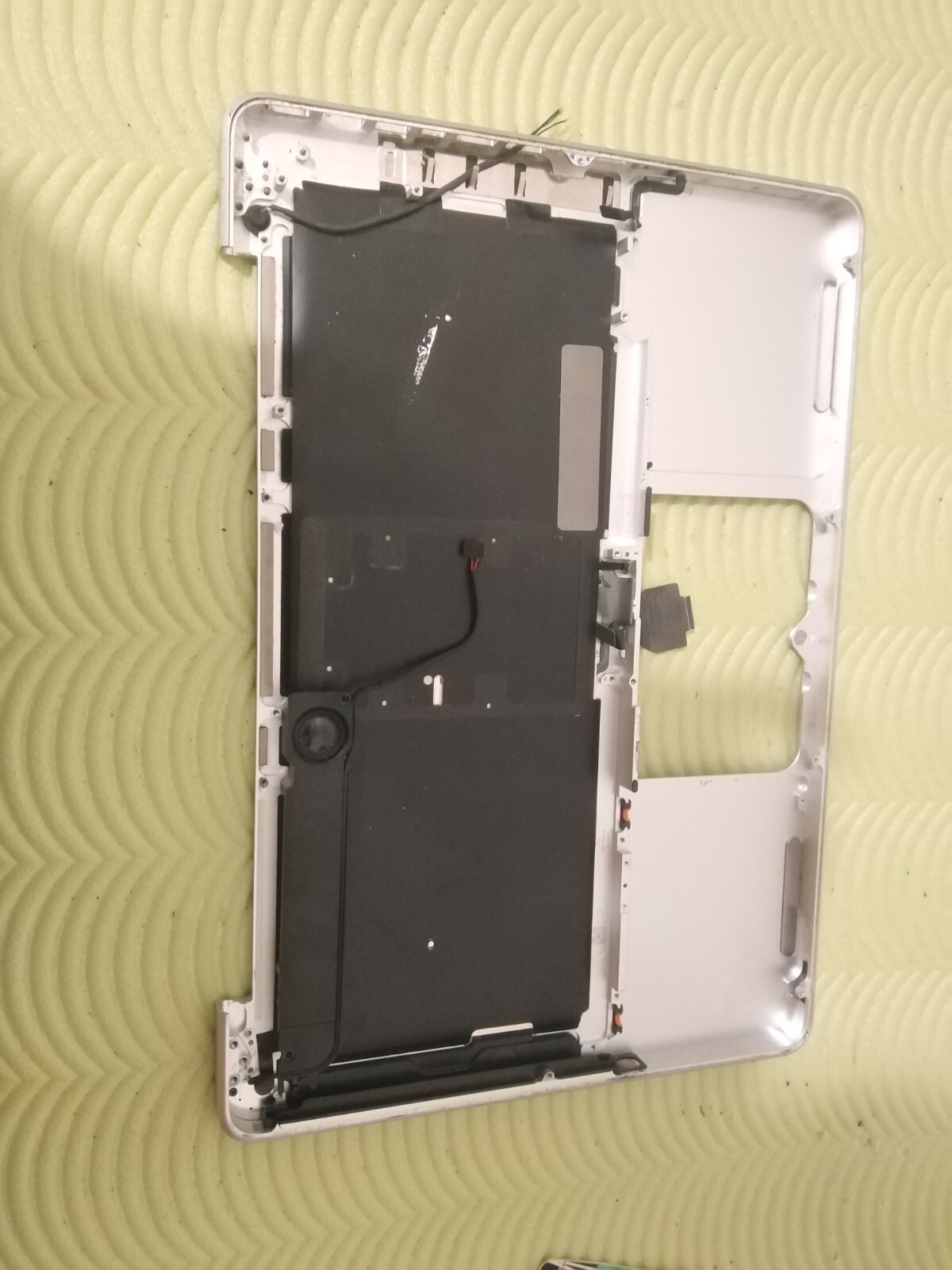 Apple MacBook Pro 13″ A1278, Mid 2009 2010 Keyboard Wristrest