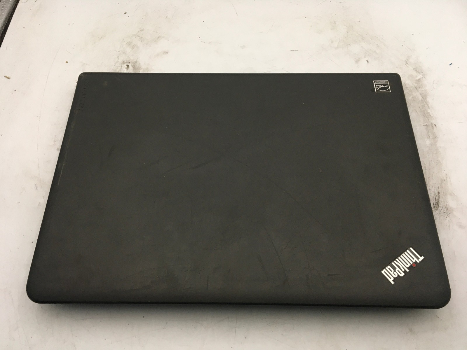 LENOVO THINKPAD E450 – FOR PARTS/NO POWER – INTEL I5 4TH GEN – NO RAM – READ -BB