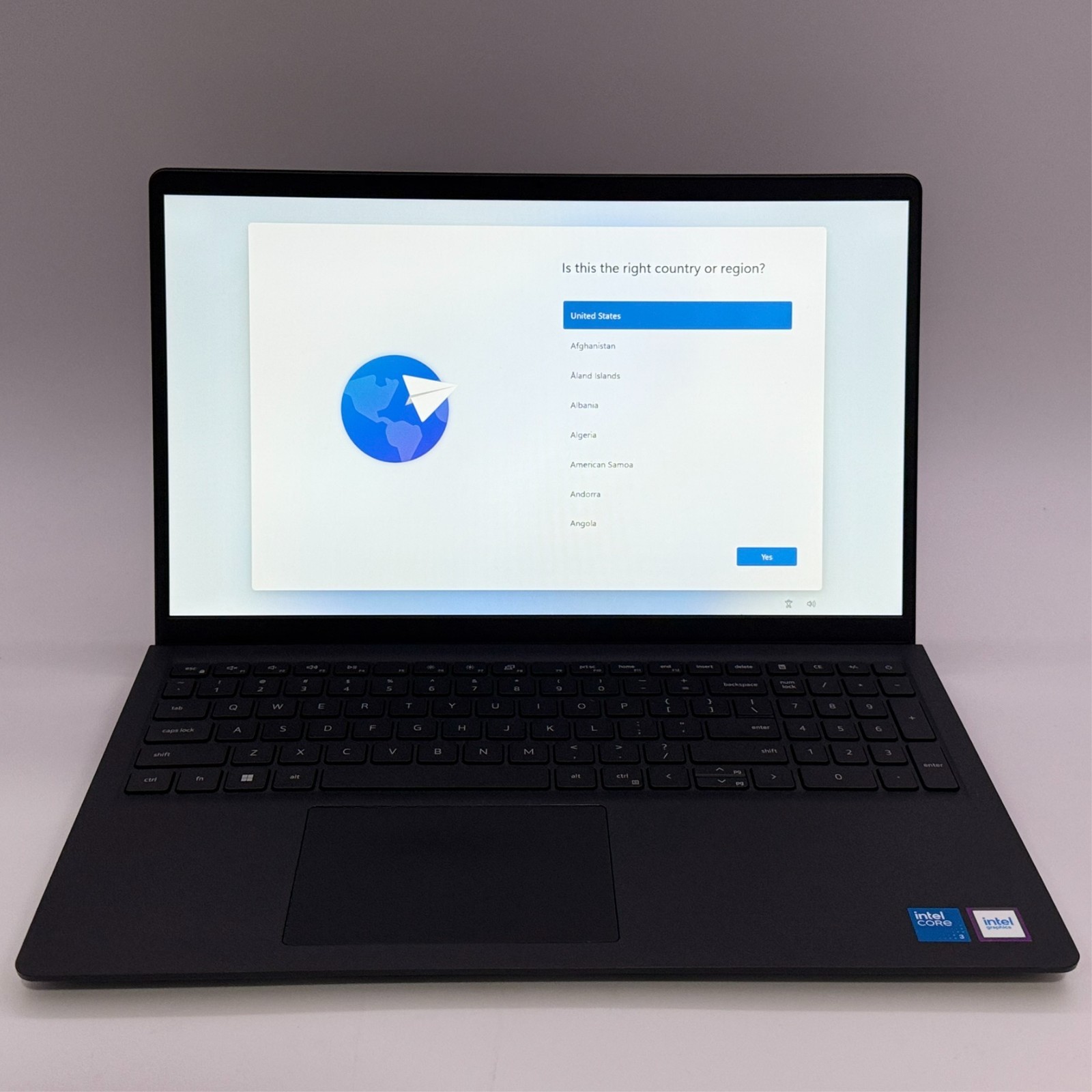 Dell 15 Laptop Intel Core 3 100U 512GB SSD 8GB RAM FHD 120Hz Carbon Black *READ*