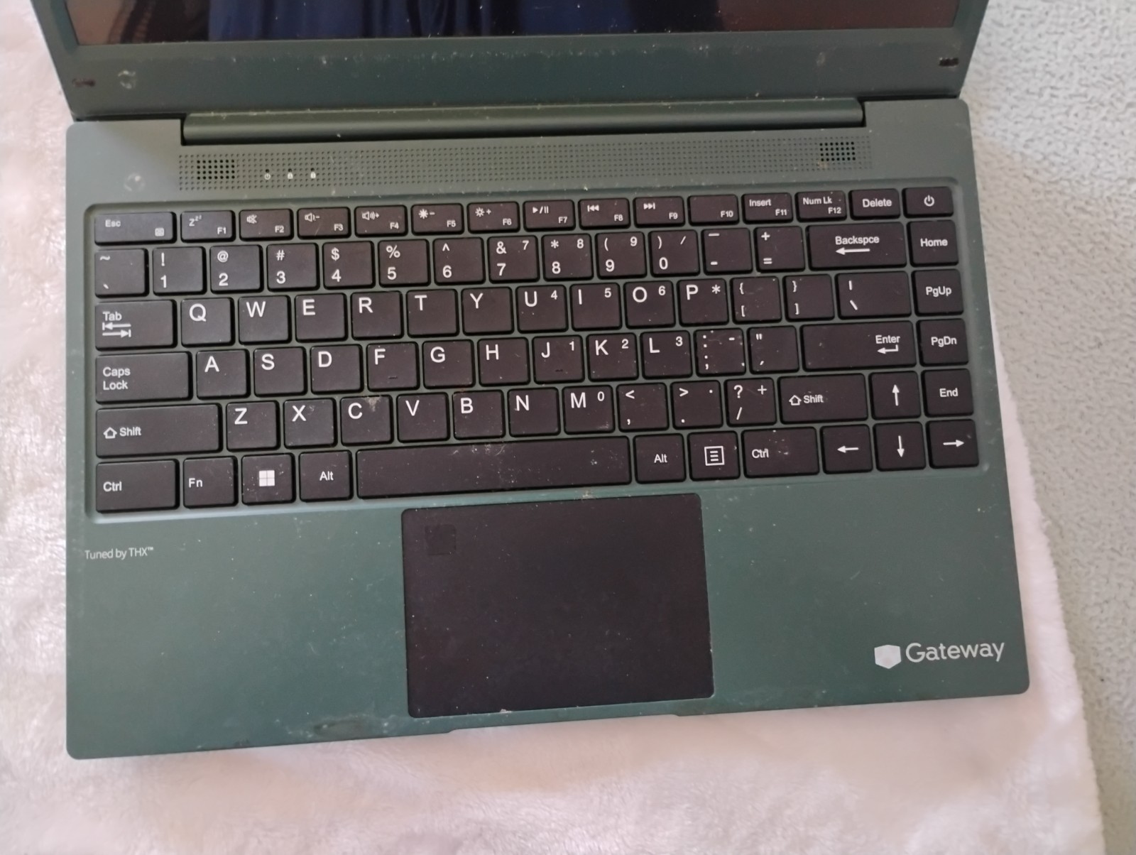 Gateway GWNRS-1416-GR Laptop Computer [DEAD / PARTS ONLY / NON-FUNCTIONAL]
