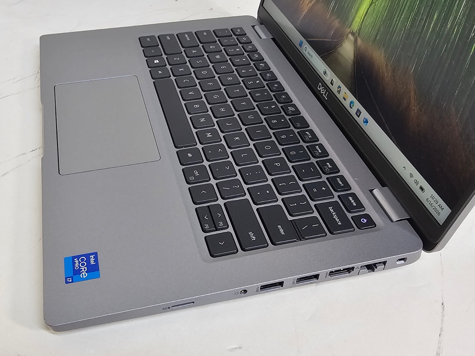 Dell Latitude 5421 Laptop – 2.5 GHz i7-11850H 16GB 512GB SSD Webcam 14″ – SP3