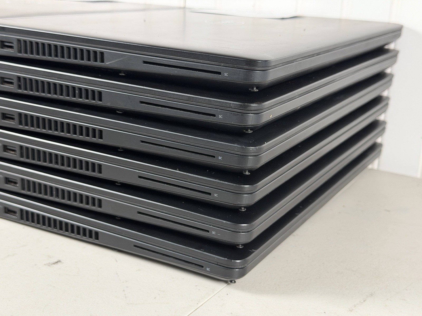LOT OF 12 Dell Latitude E5470 14″ i5-6300U No RAM/SSD/OS/Charger *READ