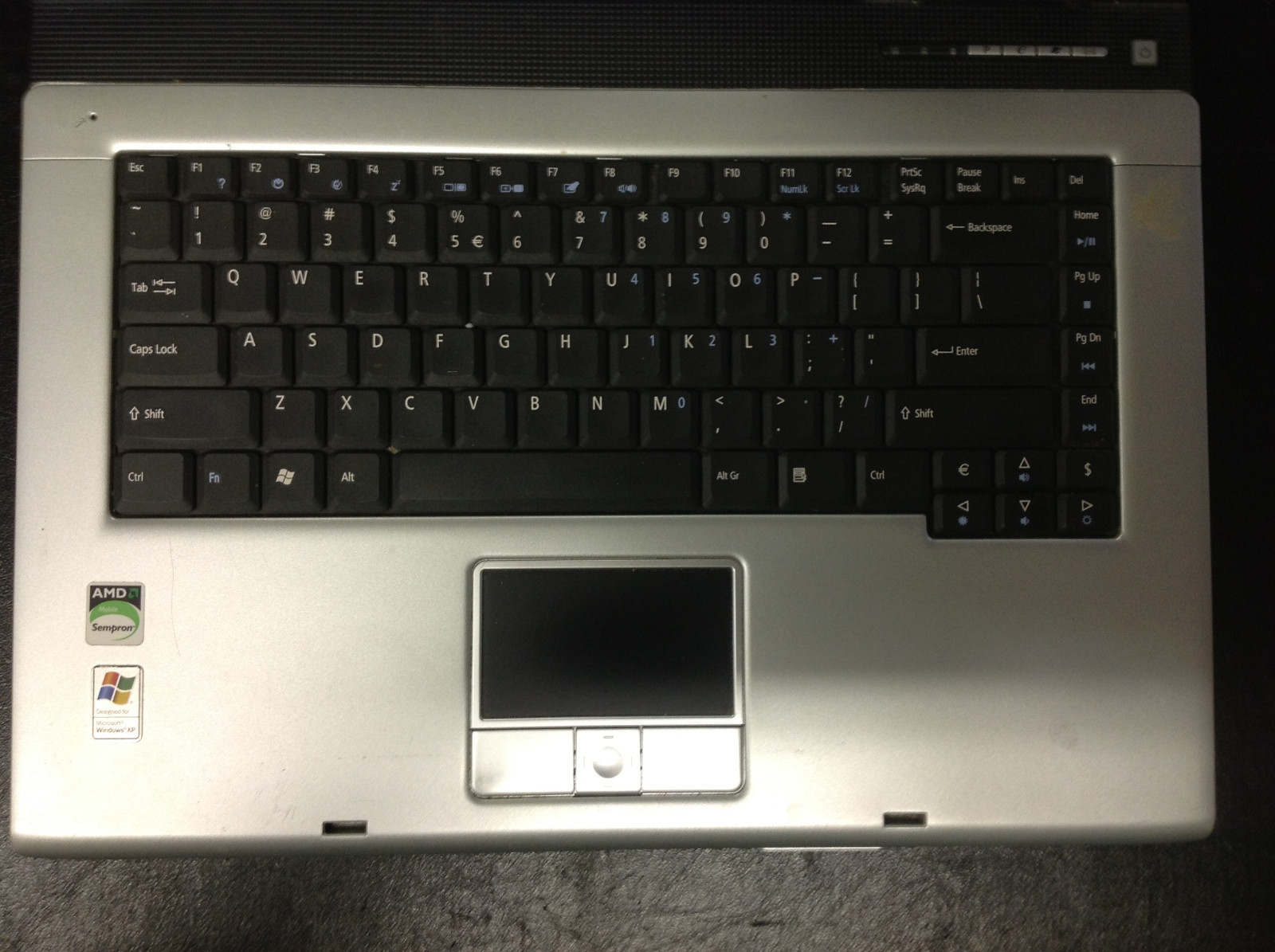 Acer Aspire 3000 15.4″ Notebook 512MB 60GB 1.8Ghz Works No screen AS IS
