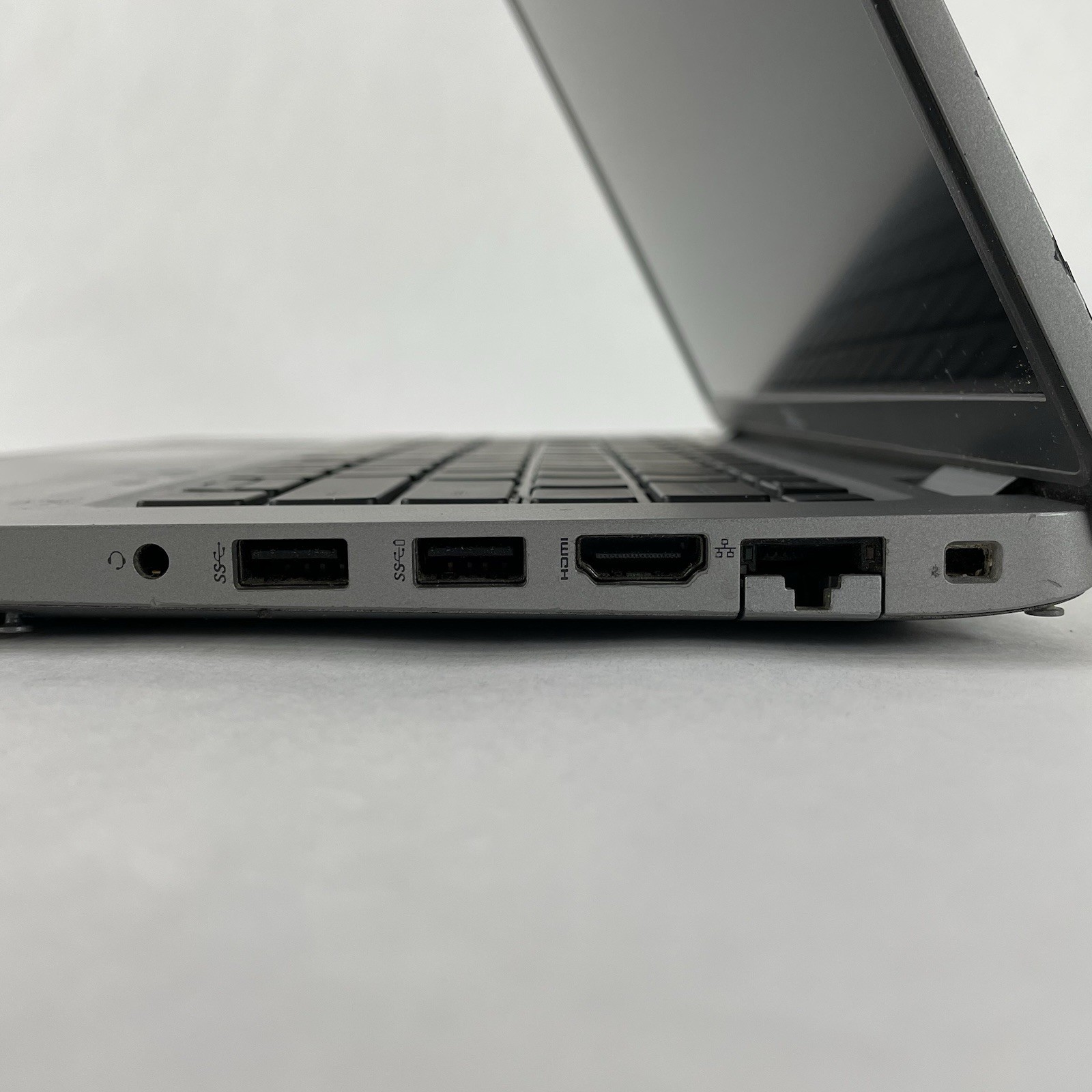 Dell Latitude 5420 14″ i5-1135G7 2.40 GHz 8 GB RAM No SSD/OS/Battery – READ