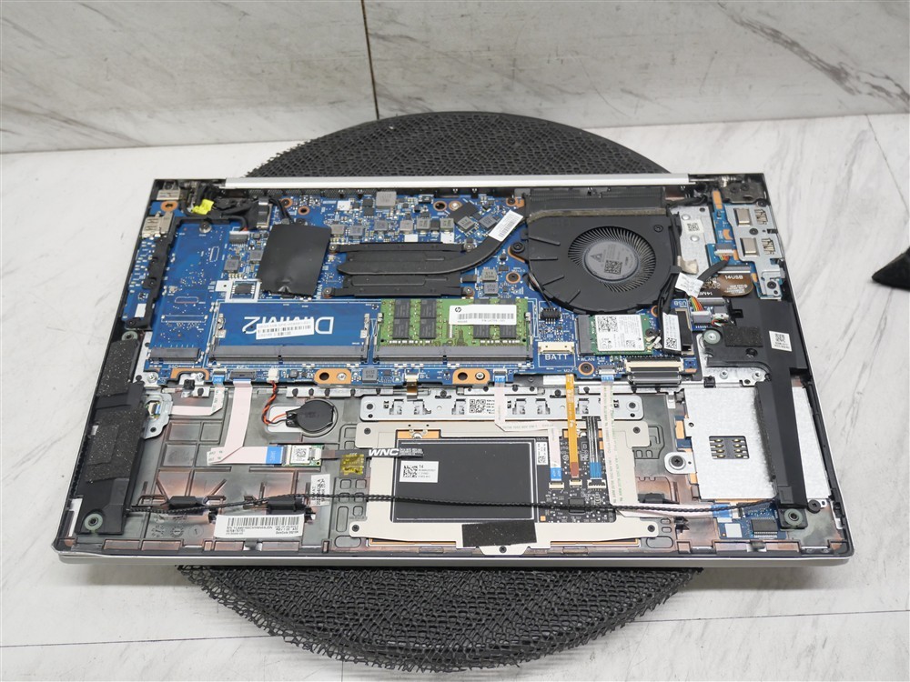 HP ELITEBOOK 840 G7 14″ Laptop i7-10610 16GB DDR4 1920 X 1080 w/ AC Adapter!