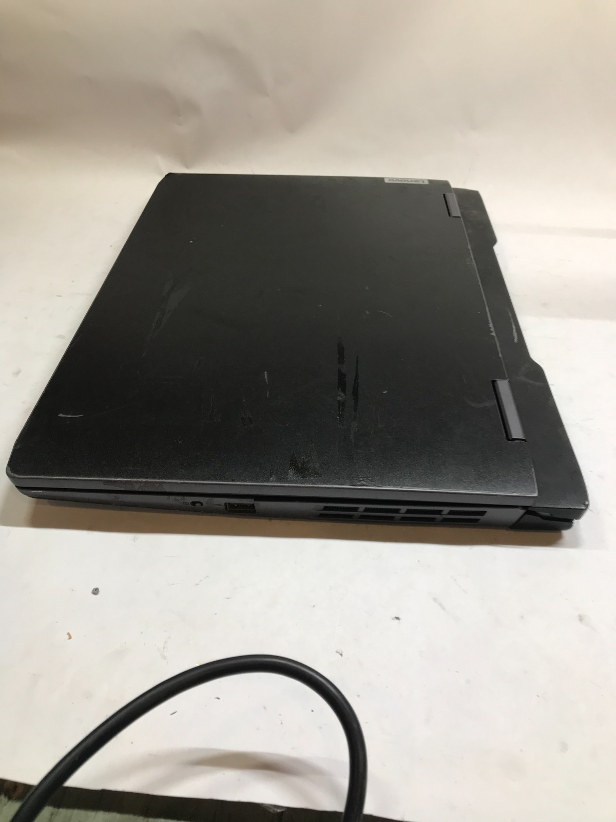 Lenovo LOQ 15IRH8 15″ Intel Core i5-13420H NO RAM NO SSD RTX 3050 For Parts