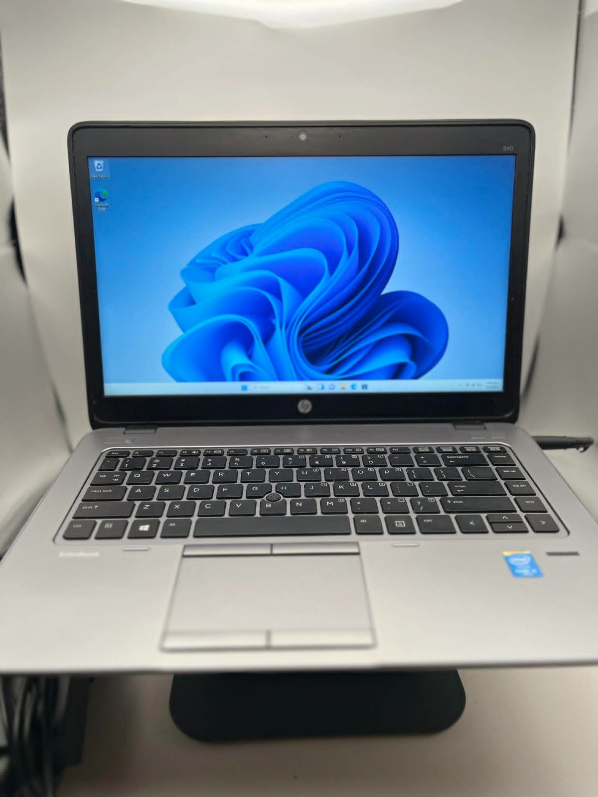 HP EliteBook| Windows 11 |i5-5300U|8GB|500GB|Backlit| YEAR WARRANTY |New Battery