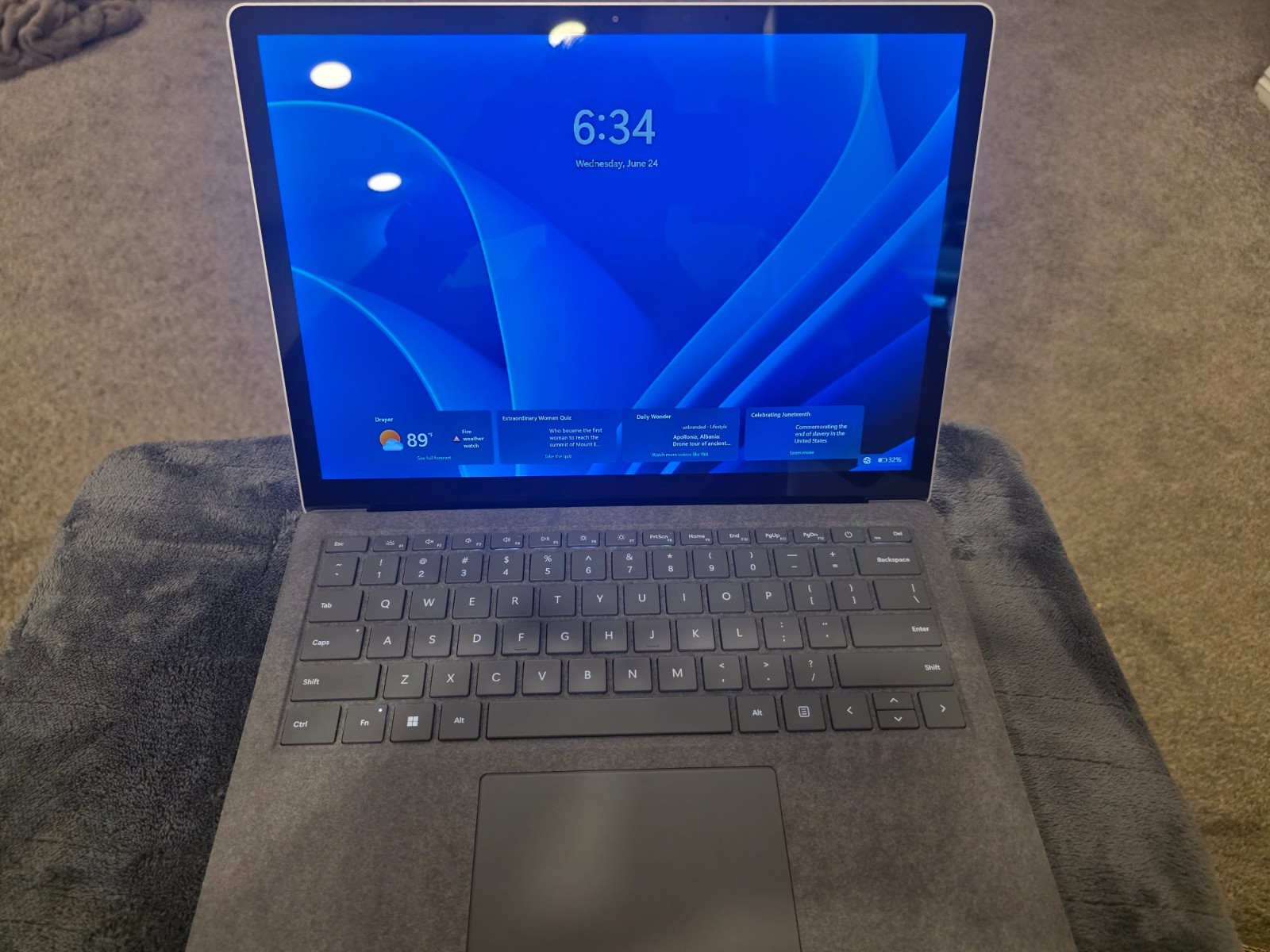 Surface Laptop 5 13.5” Intel Core i7-1265U 16GB RAM 512GB SSD w/ Mag Charger