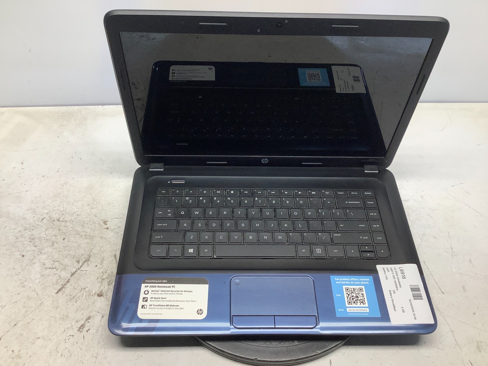 HP 2000-2D49WM AMD E-300 1300MHz 4 GB NO HDD/Battery