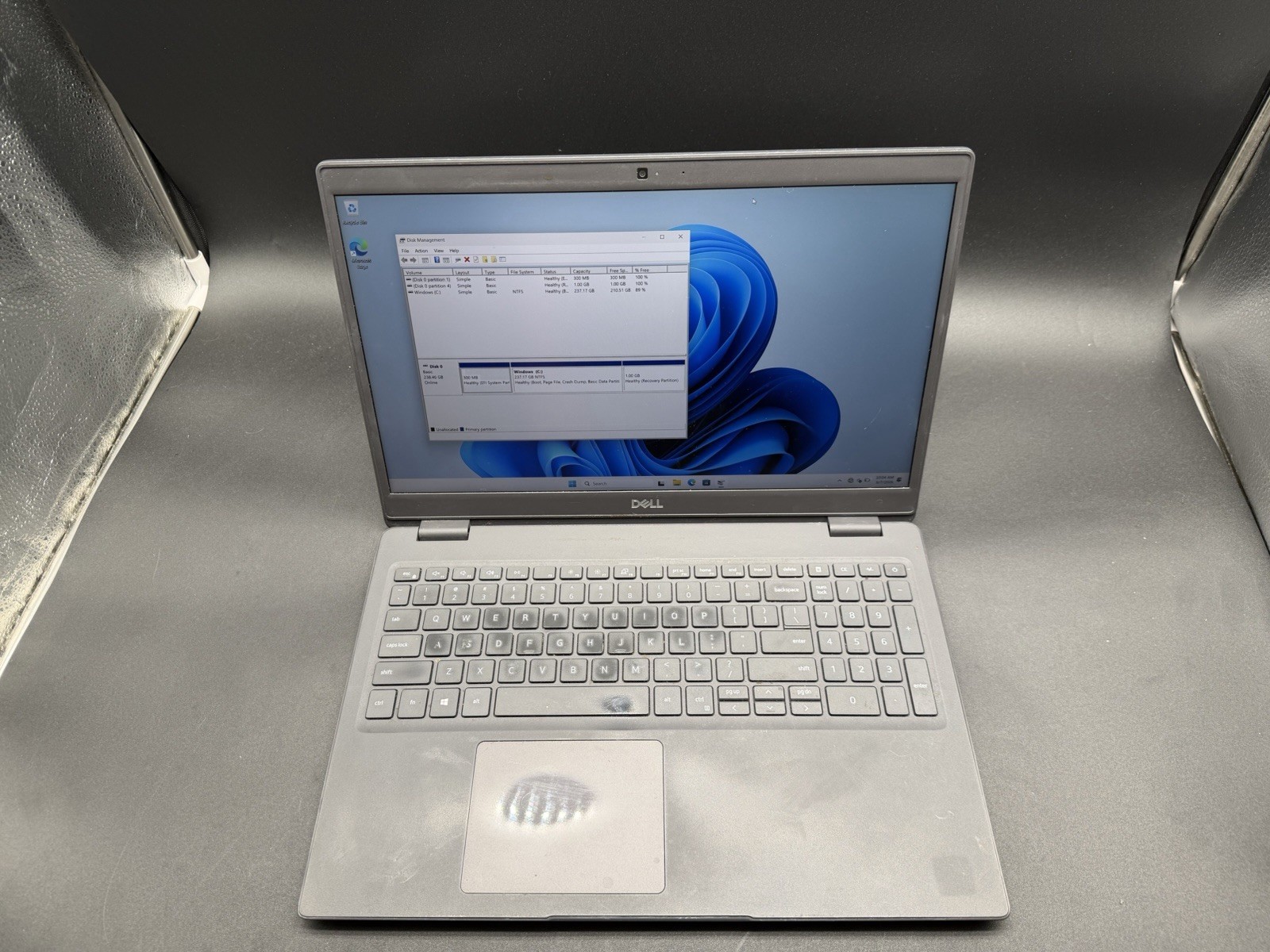 Dell Latitude 3510 15.6″ Intel i5-10210U 1.60GHz 16GB RAM 256GB SSD Windows 11P